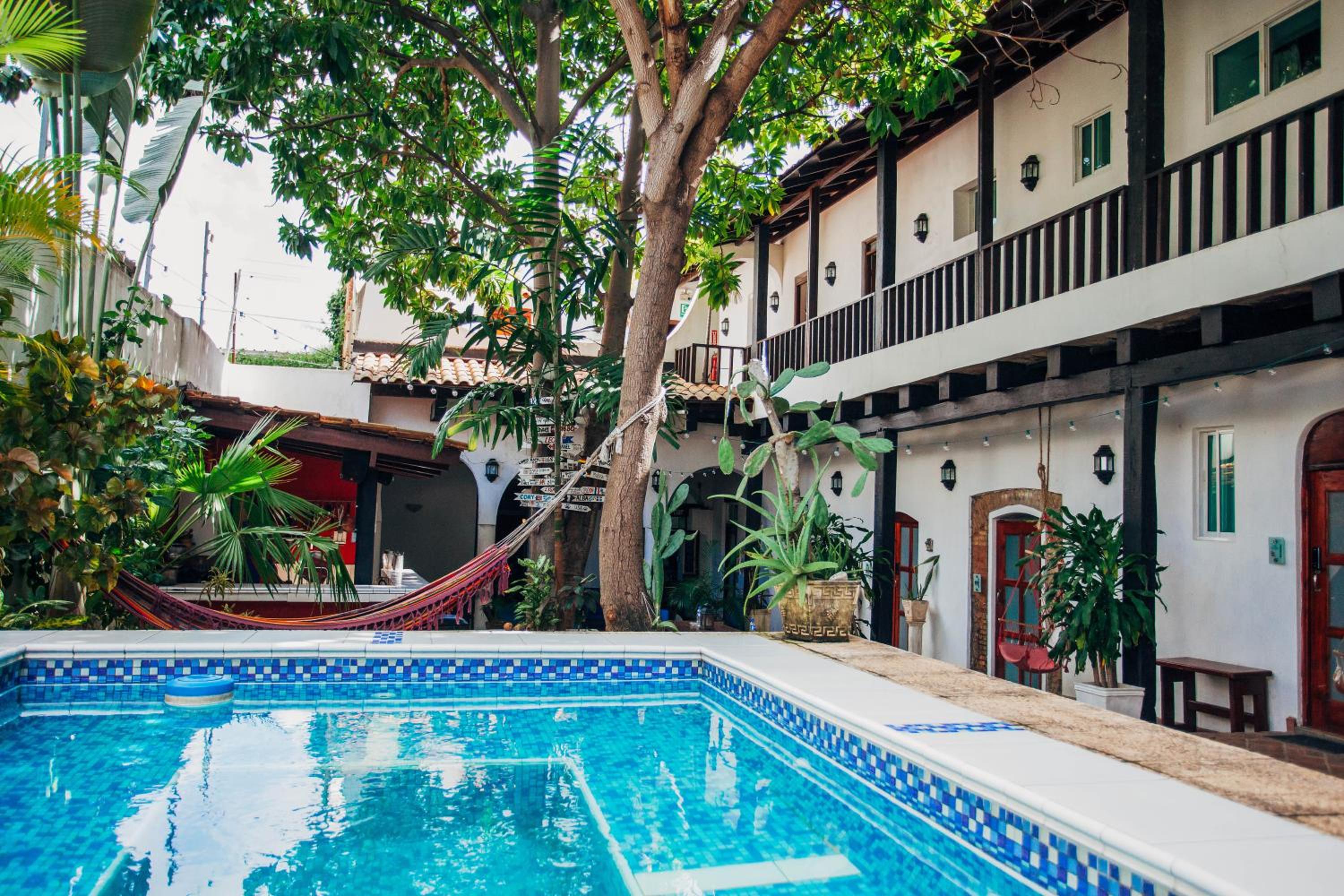 Island Life Hostel
