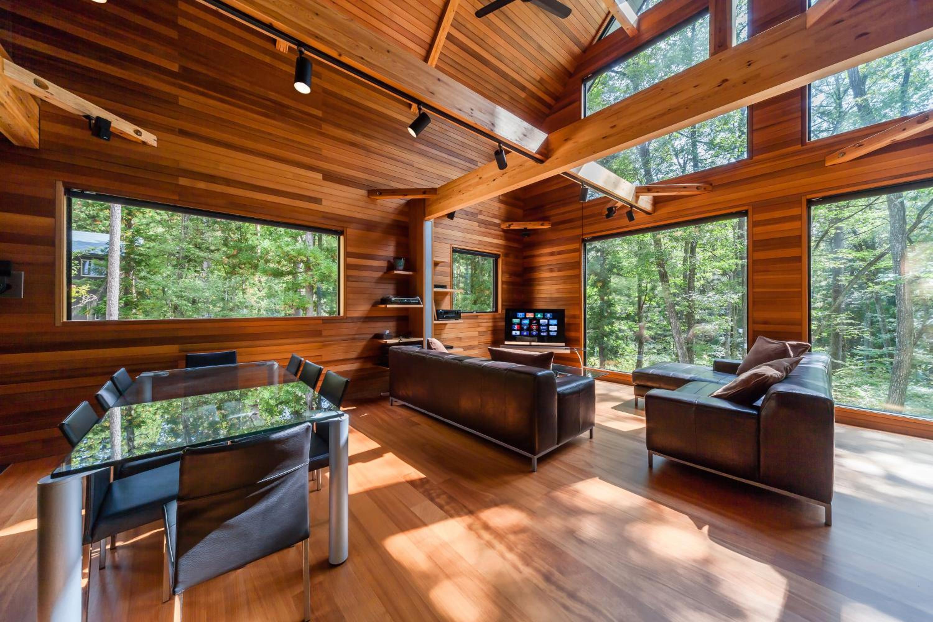 Phoenix Chalets by HHG