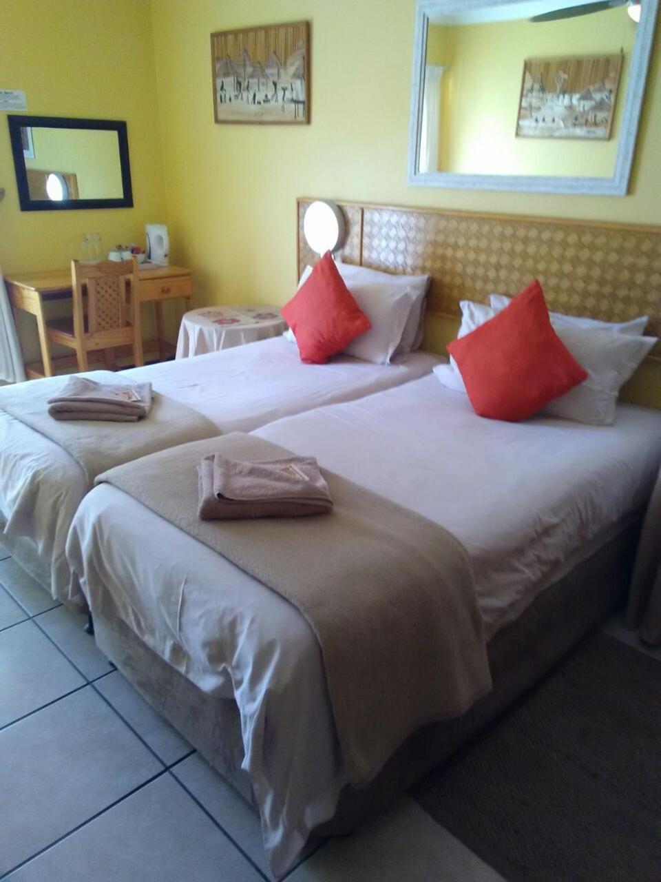 Flintstones Guest House Fourways