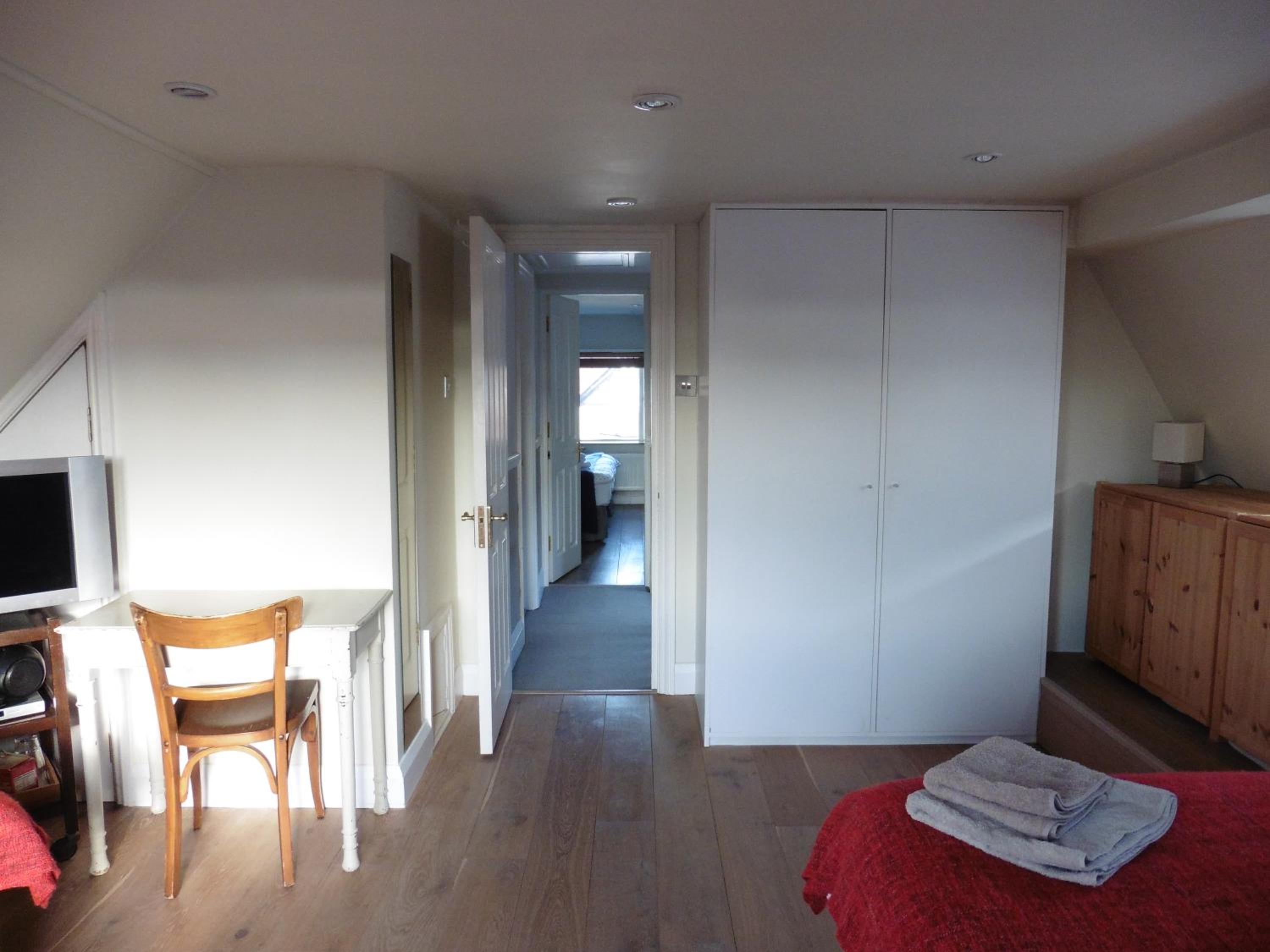 Brookview Guest House