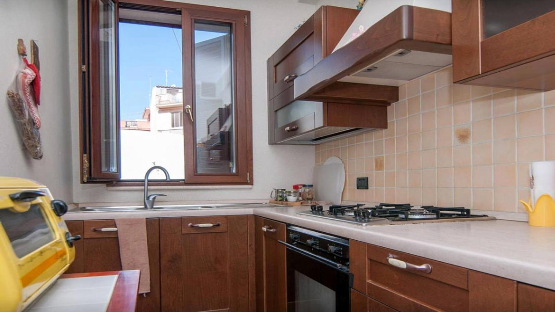 Casa indipendente con ampia veranda view 3