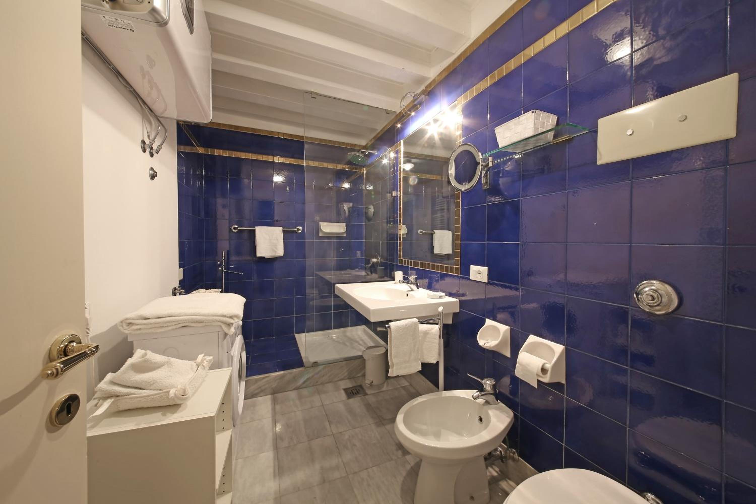 Appartamenti inside Palazzo Foscarini