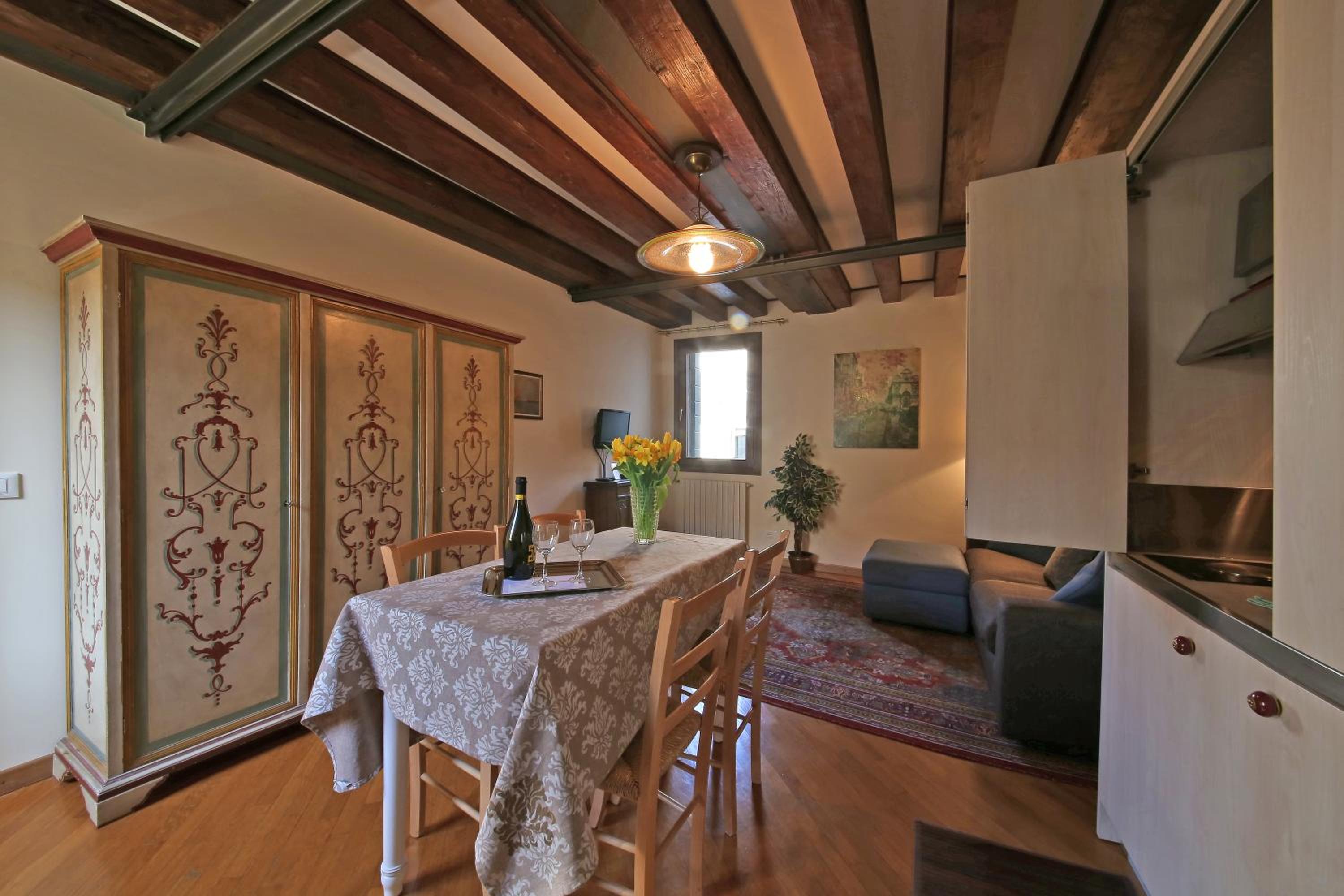 Appartamenti inside Palazzo Foscarini