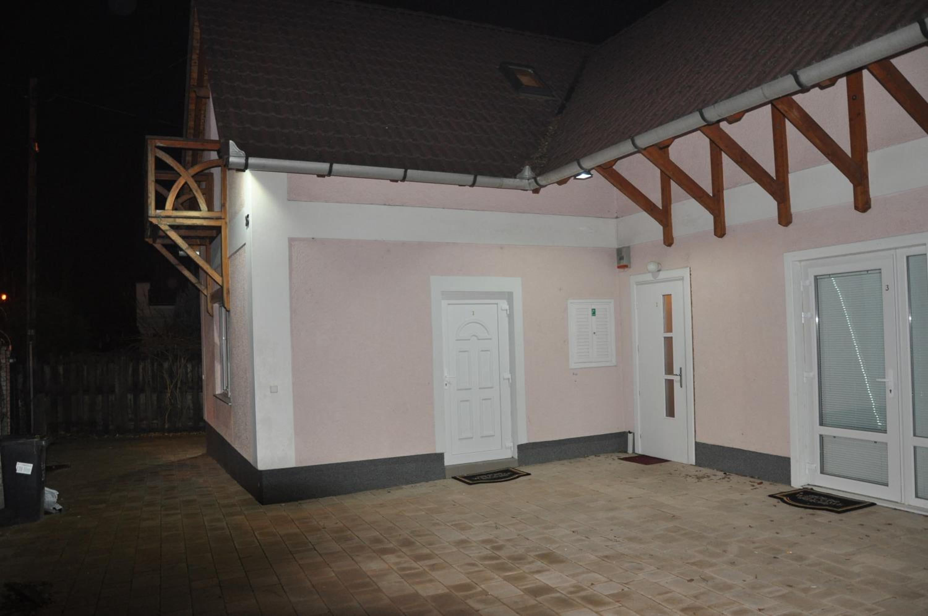 Photo 13
