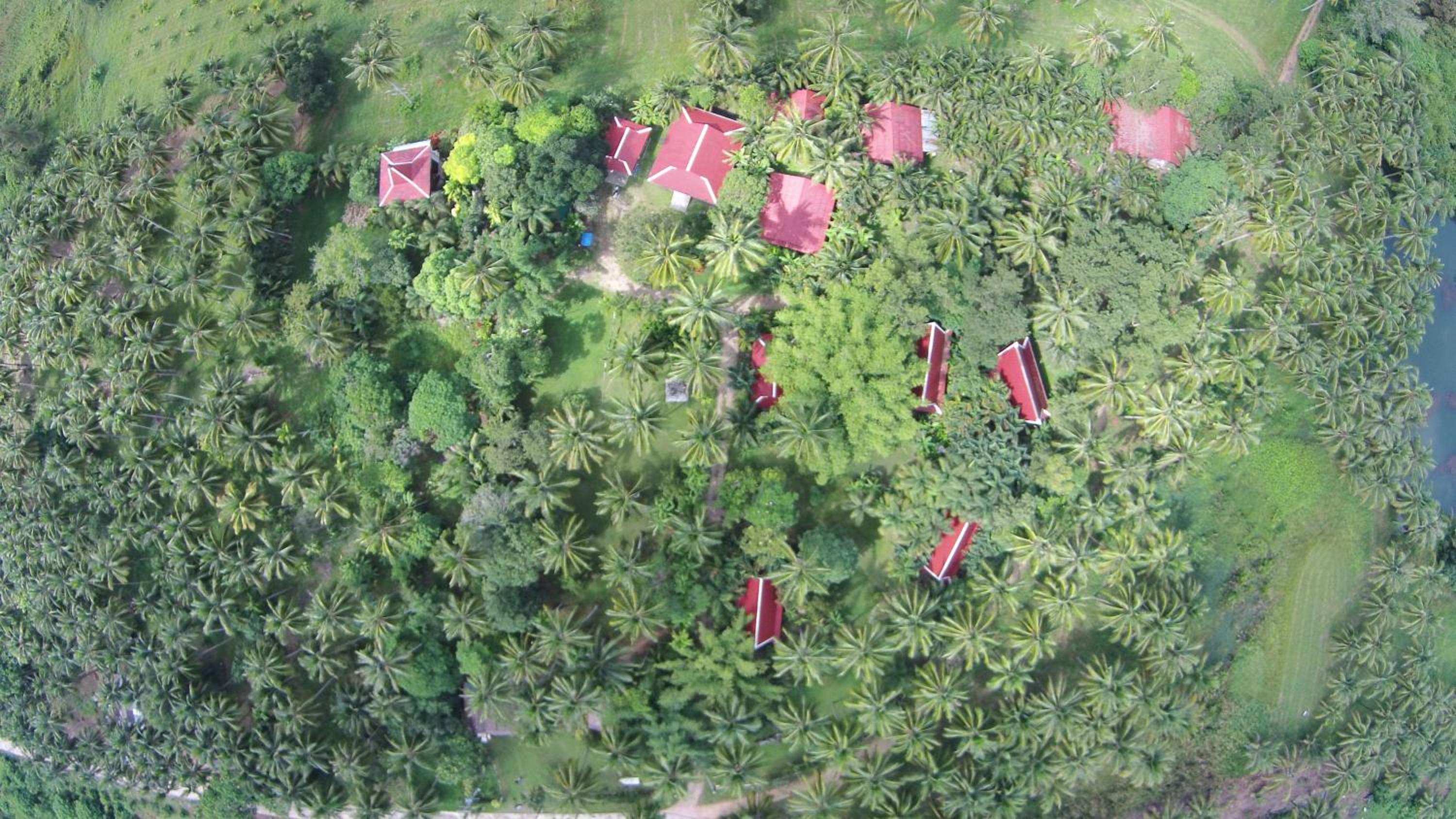 Lake View Bungalows