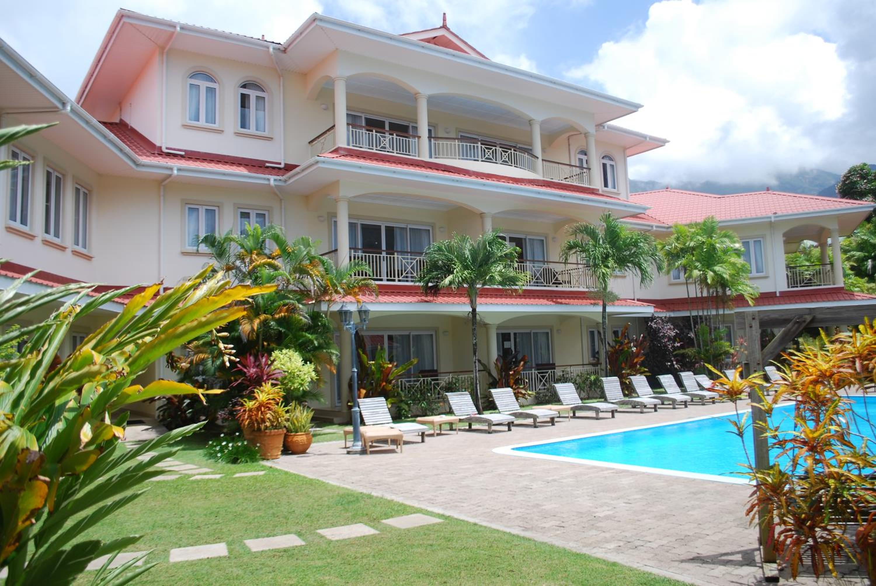 Marie Laure Suites photo 5