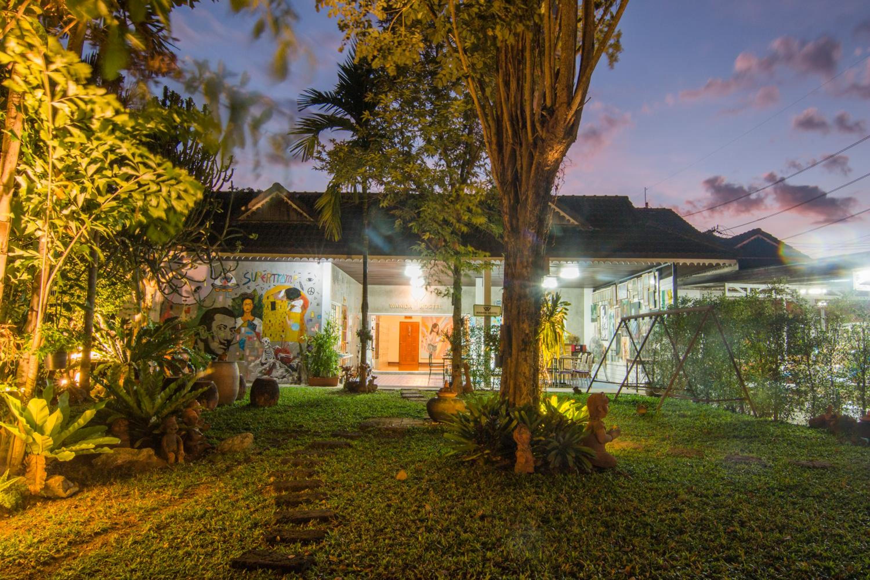 Wanida Hostel