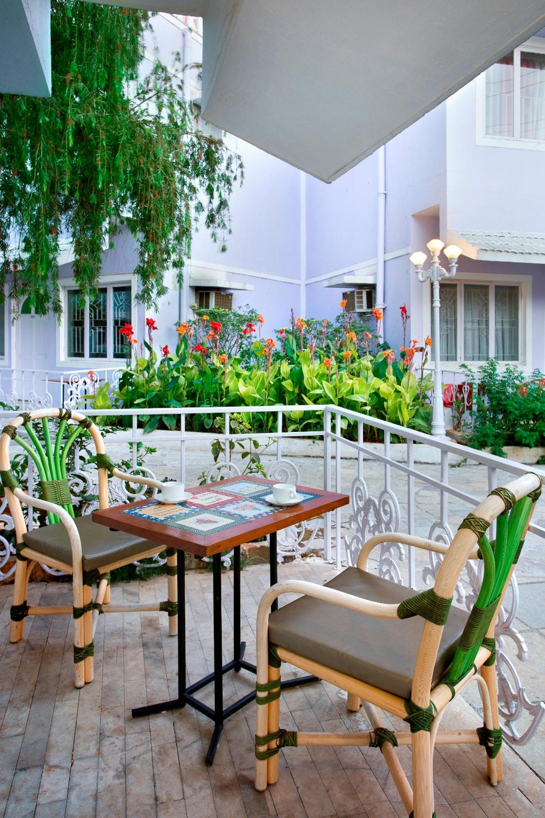 Avion Holiday Resort