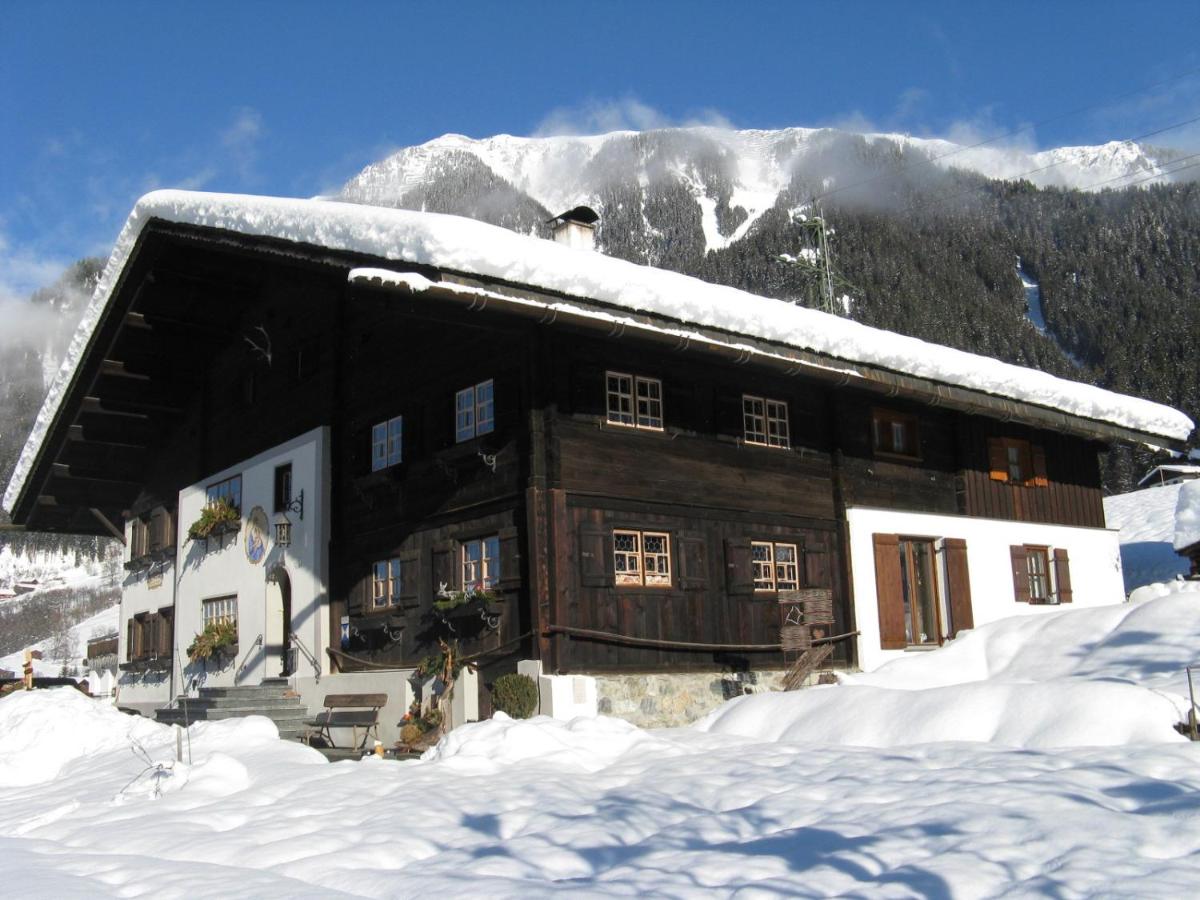 Photo 43