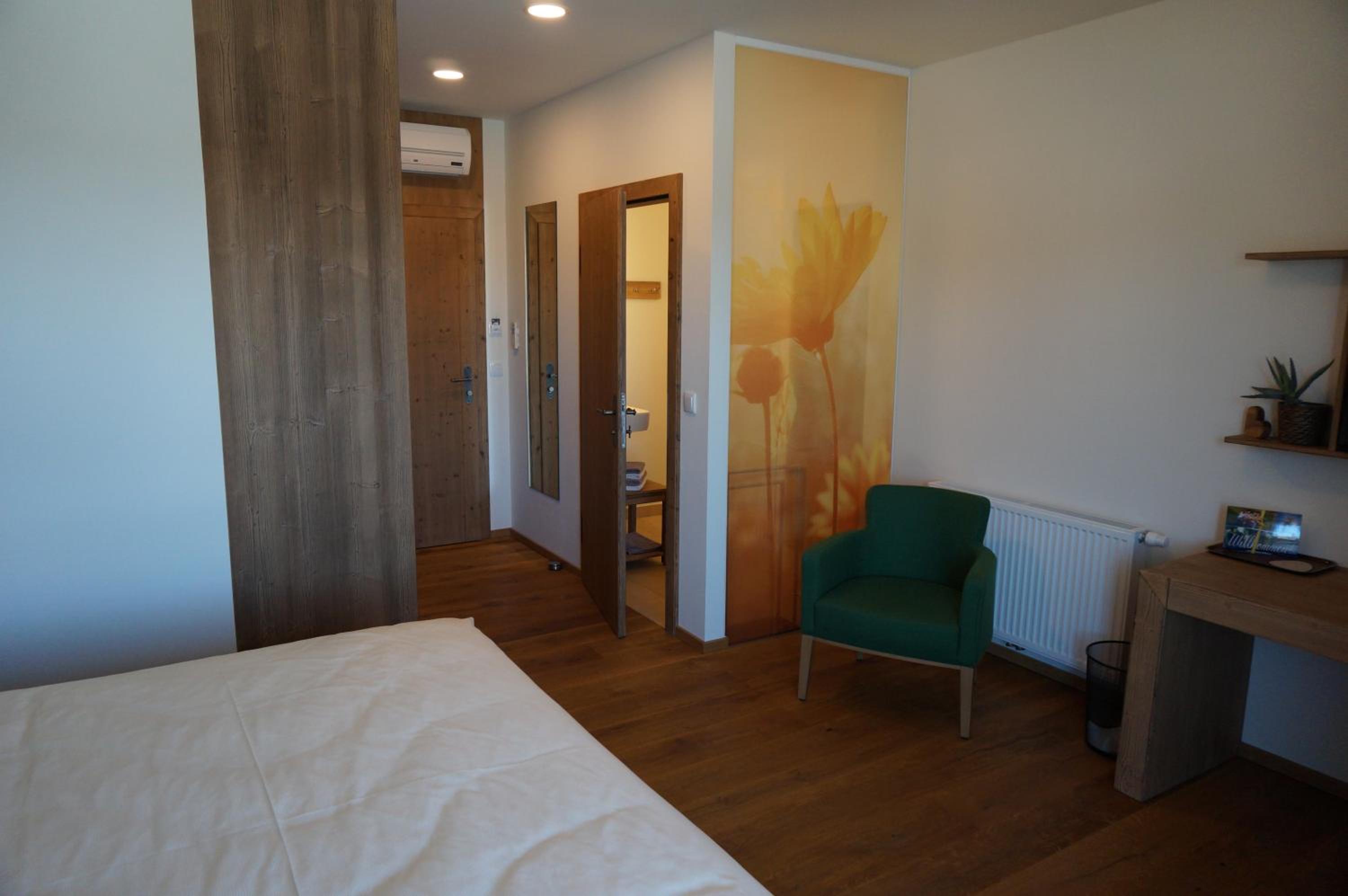 Weingut und Gästezimmer Perner