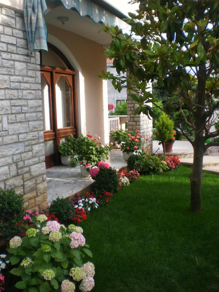 Photo 28