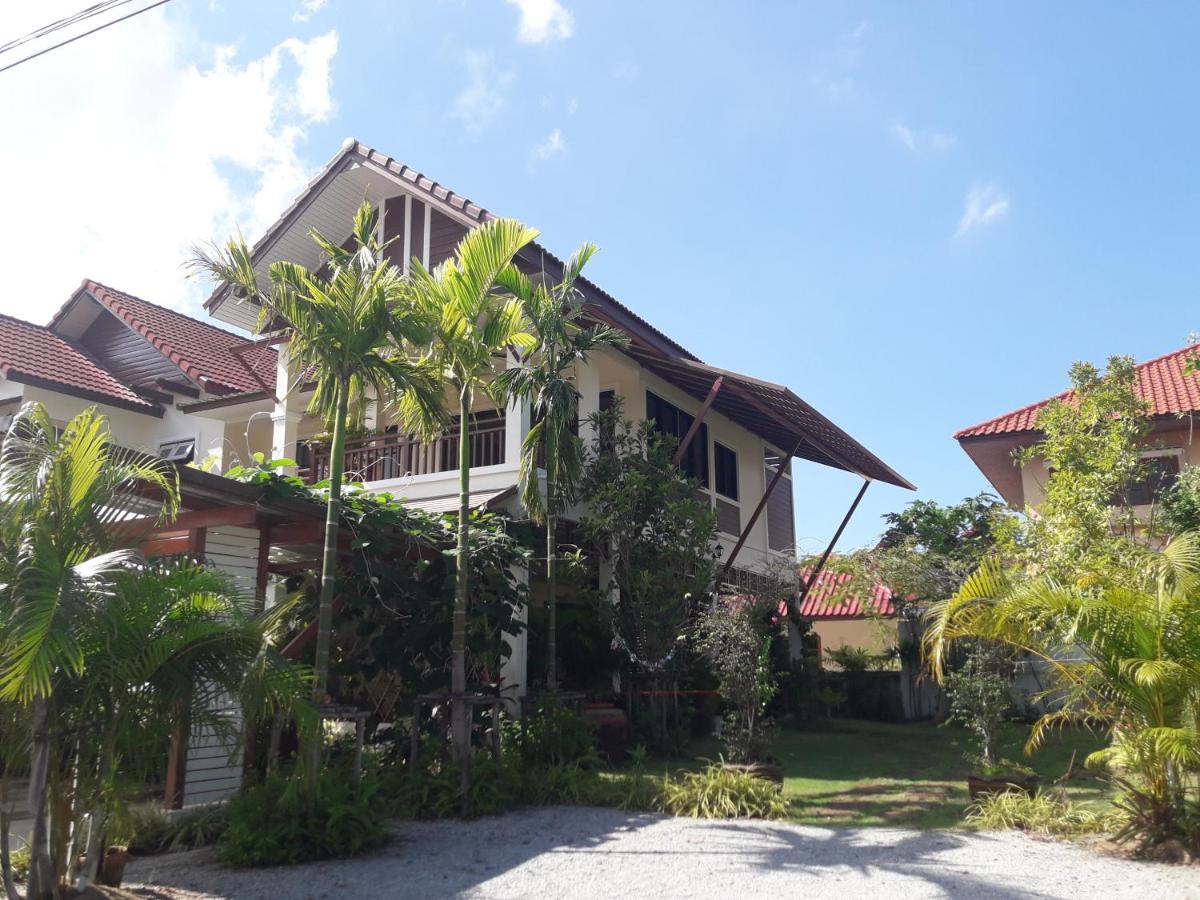 Rimtalay Angsila Guesthouse