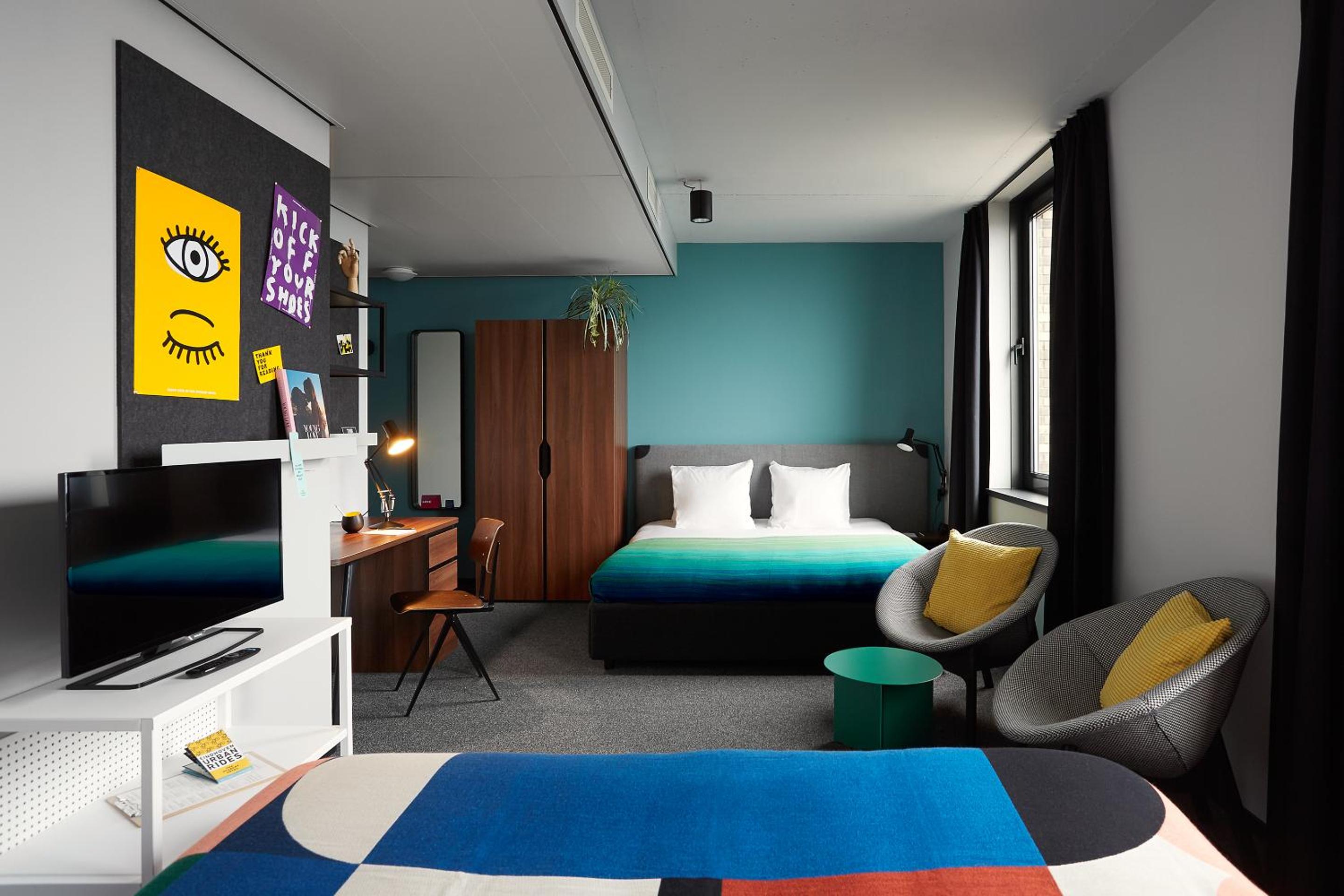Hotel The Social Hub Eindhoven - Image 1