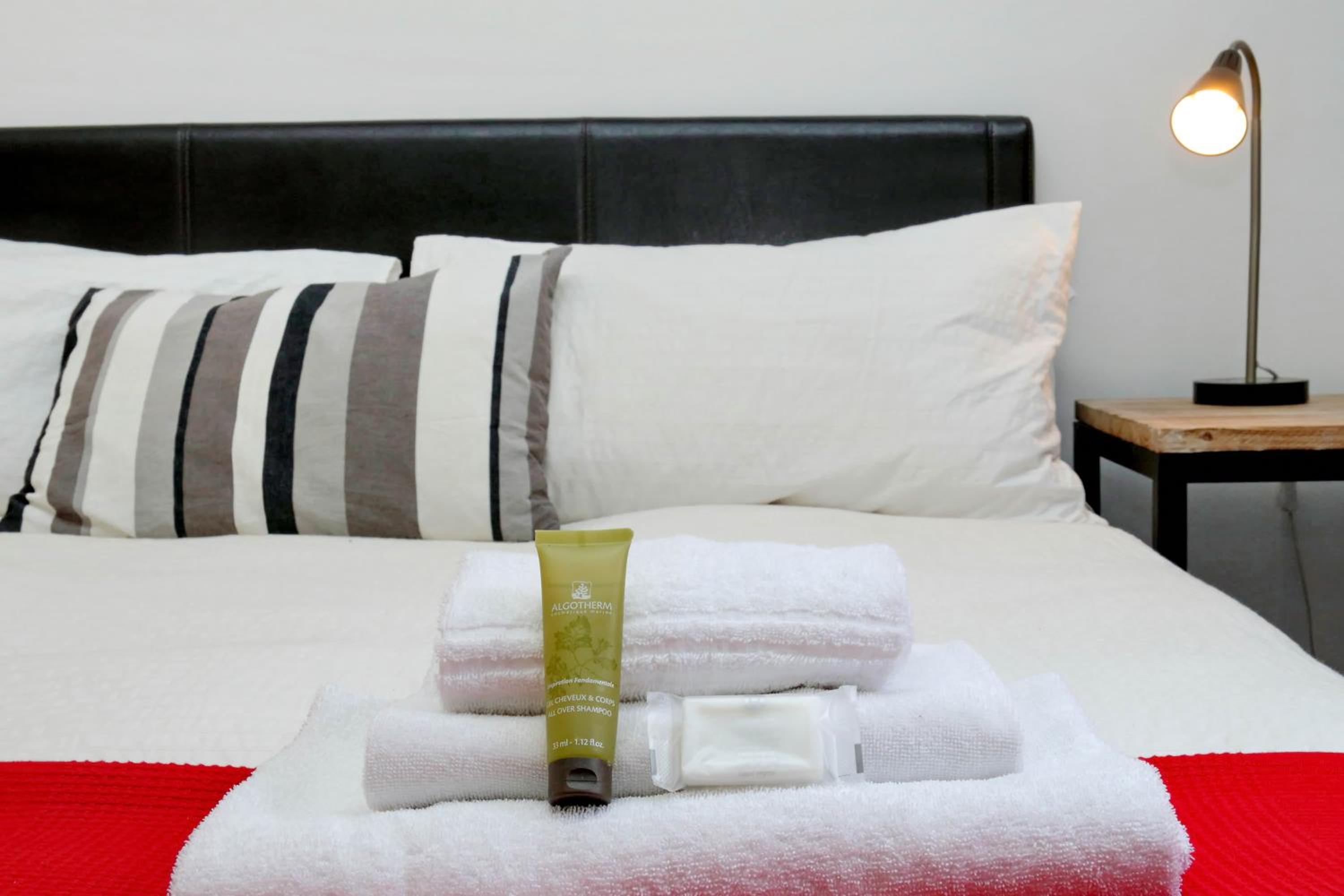 Cozy Apartment Fabia 300 mt from Colosseum