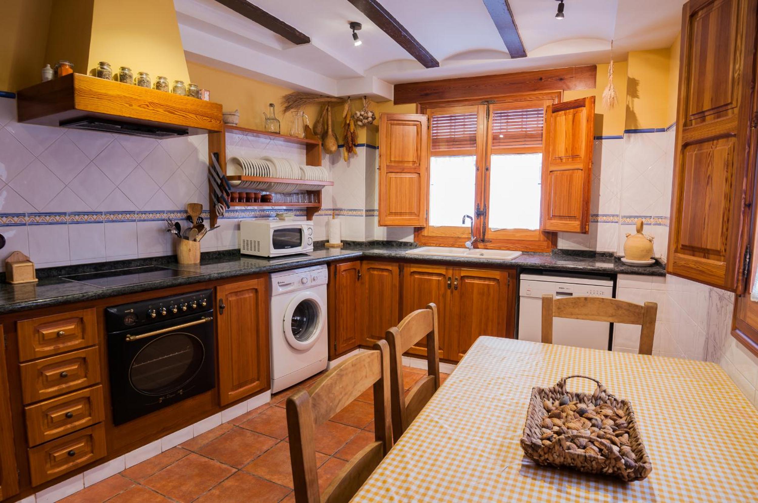 Casa rural con terraza en Cabanes - Mar y montaña - Ideal para grupos y familias