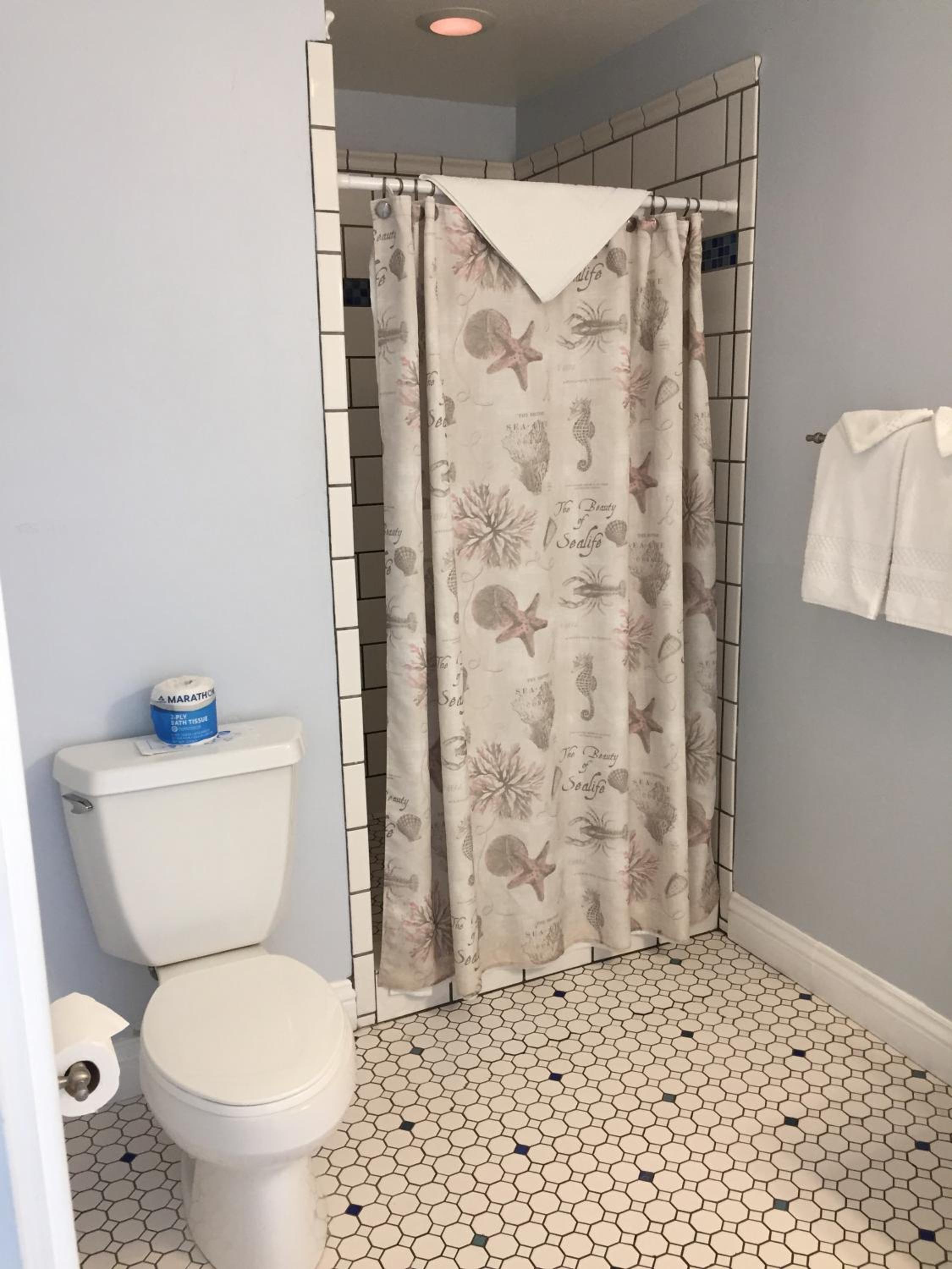 Beach Bungalow Inn and Suites view 3