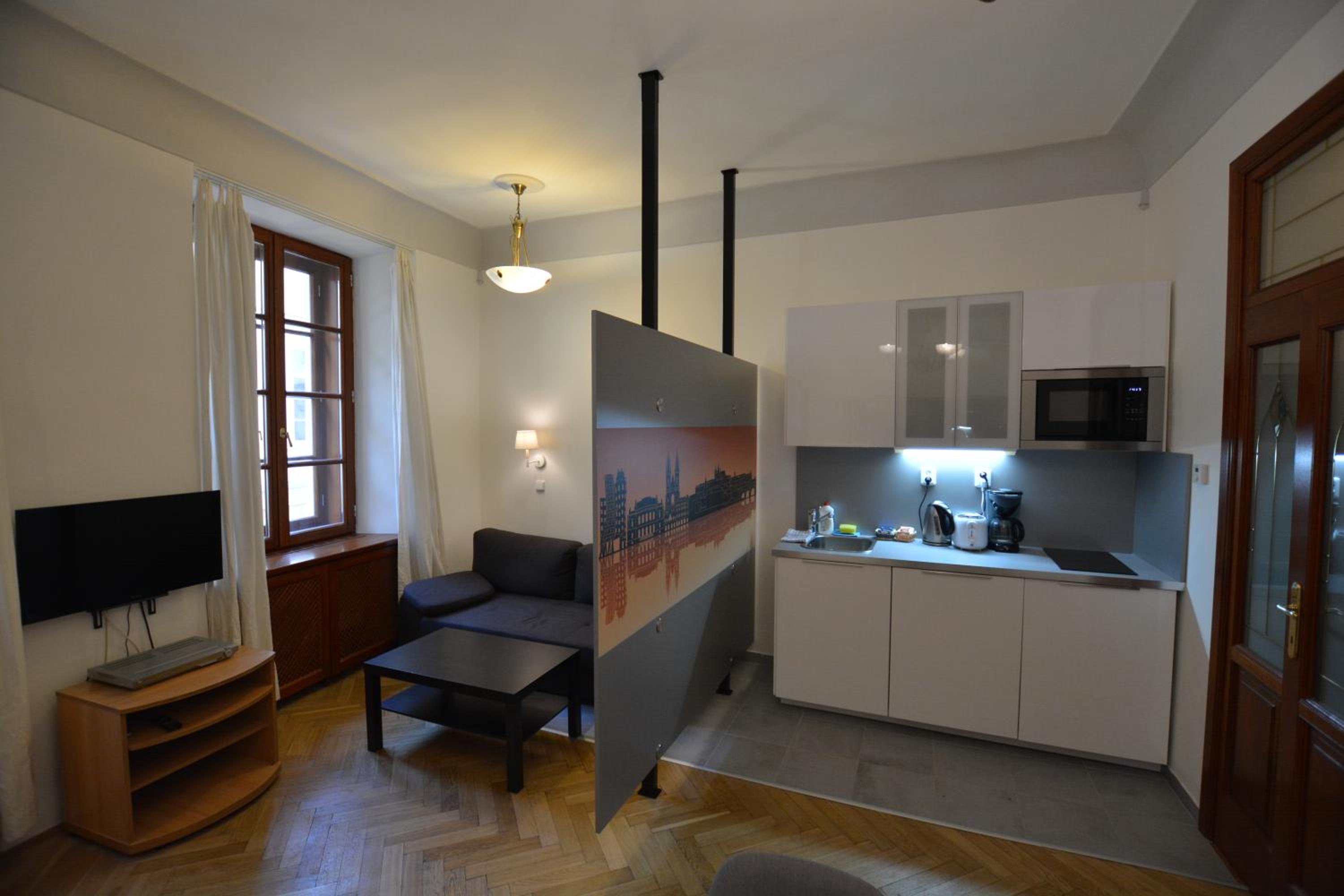 Historic Centre Apartments VIII