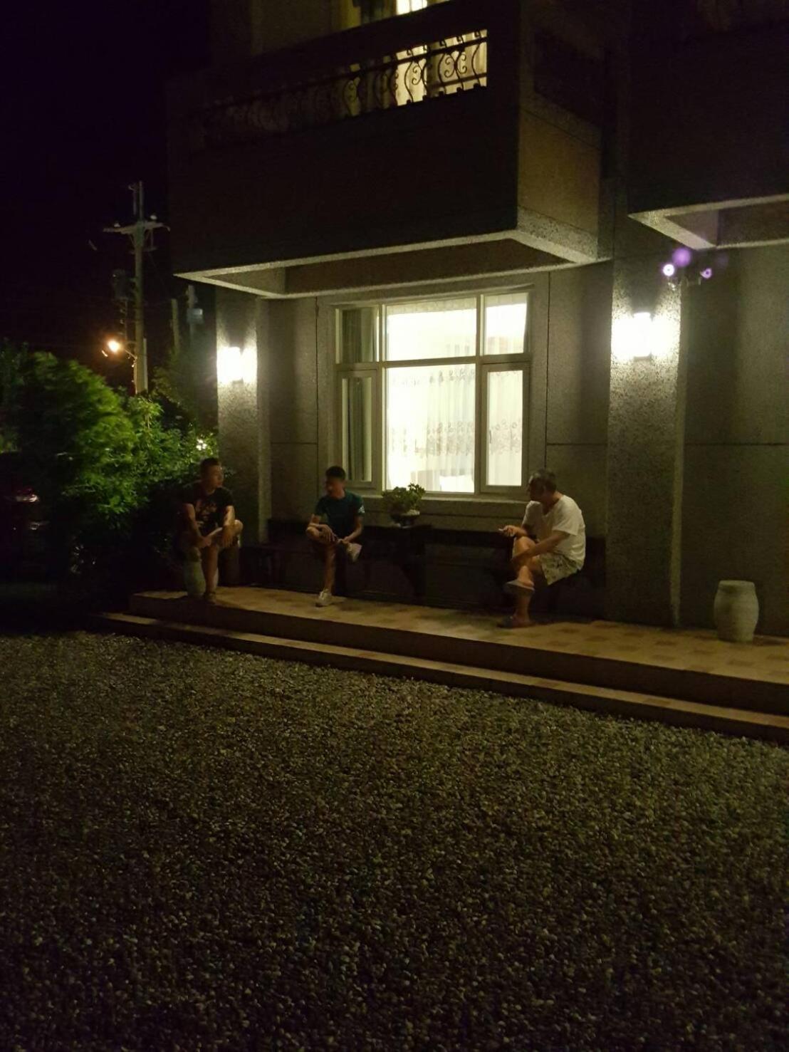 Photo 19