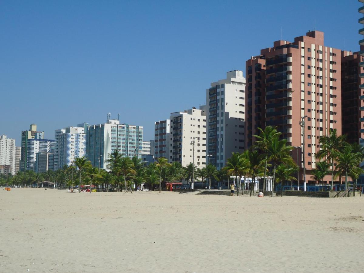 Apto Residencial Fernanda - PRAIA GUILHERMINA - Com Wi-Fi