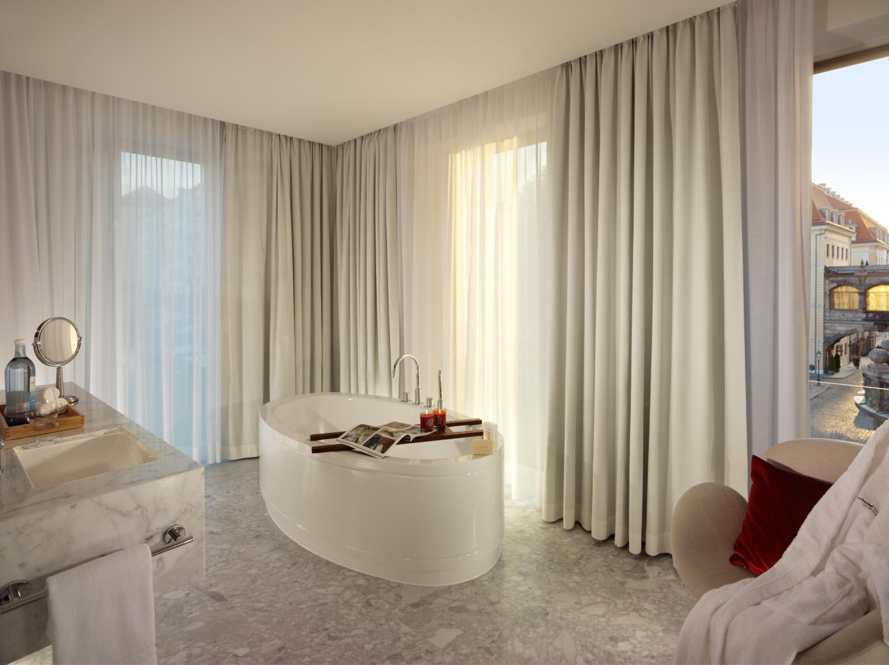 Dresden Vacations - HYPERION Hotel Dresden Am Schloss - Property Image 12