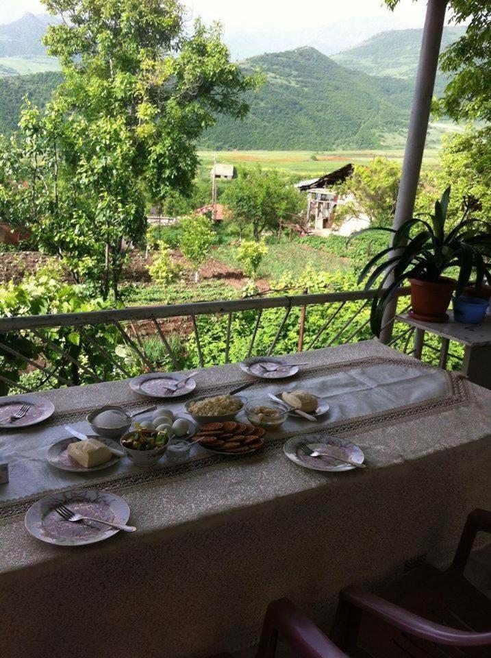 Anush`s B&B