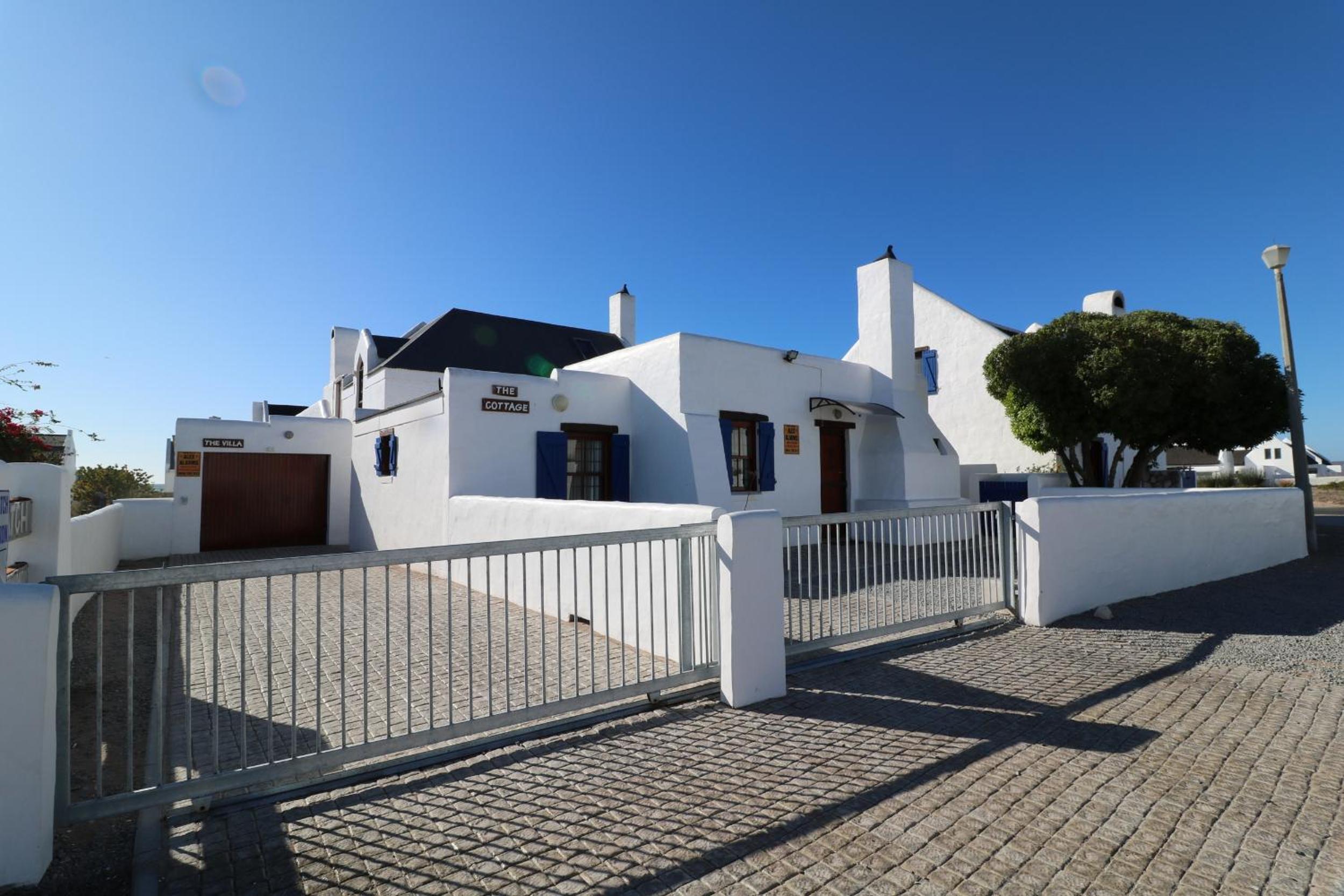 Baywatch Paternoster -The Villa view 2
