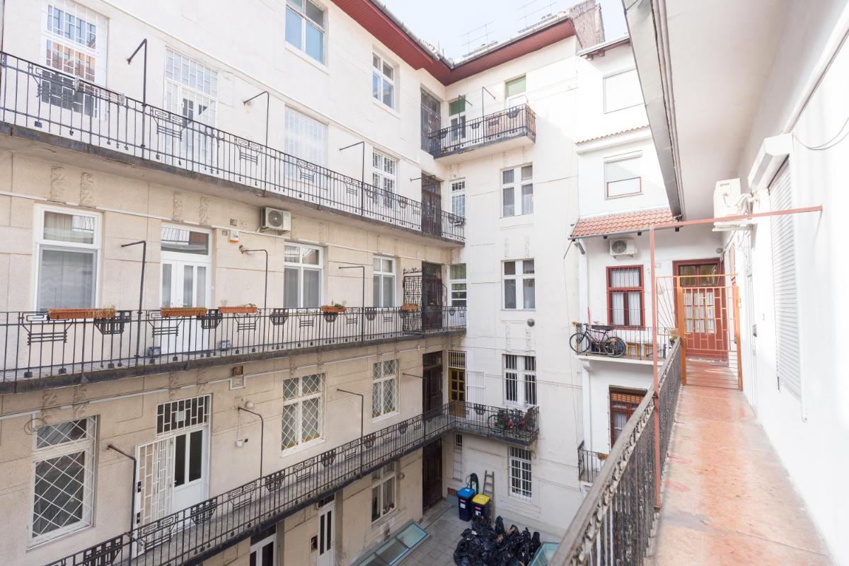 Real Apartments Hegedű