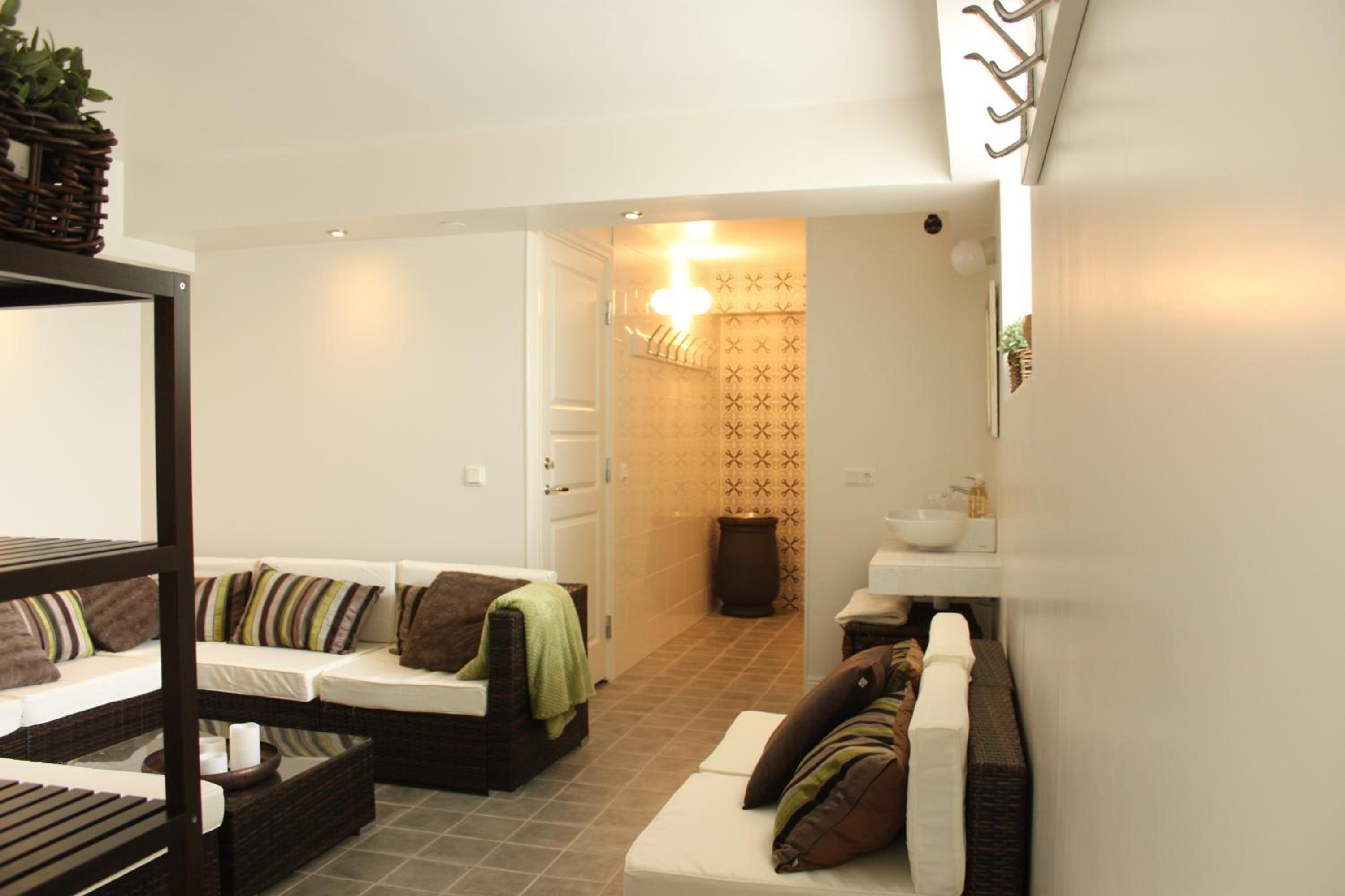 Guesthouse Eleven Hotel