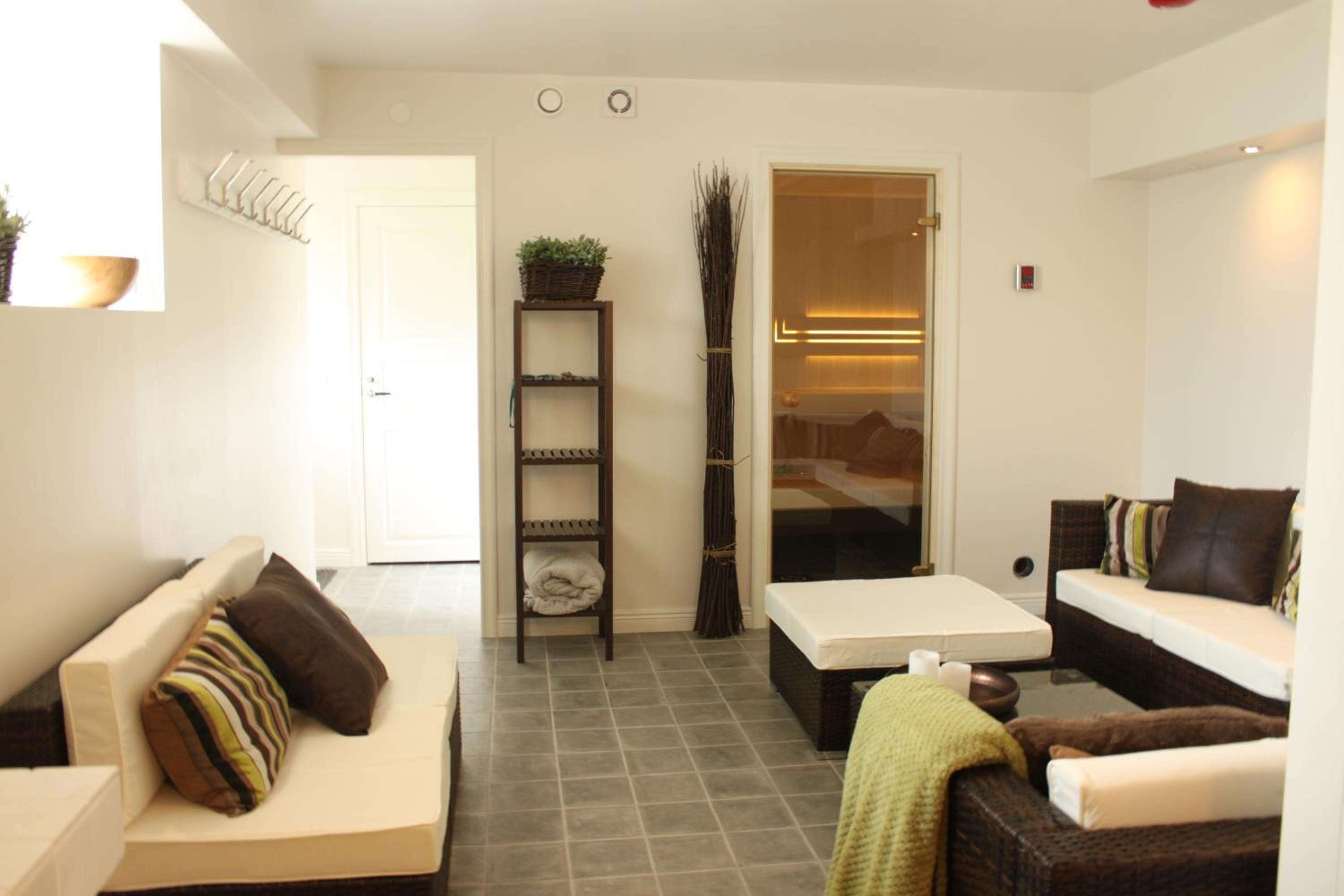 Guesthouse Eleven Hotel