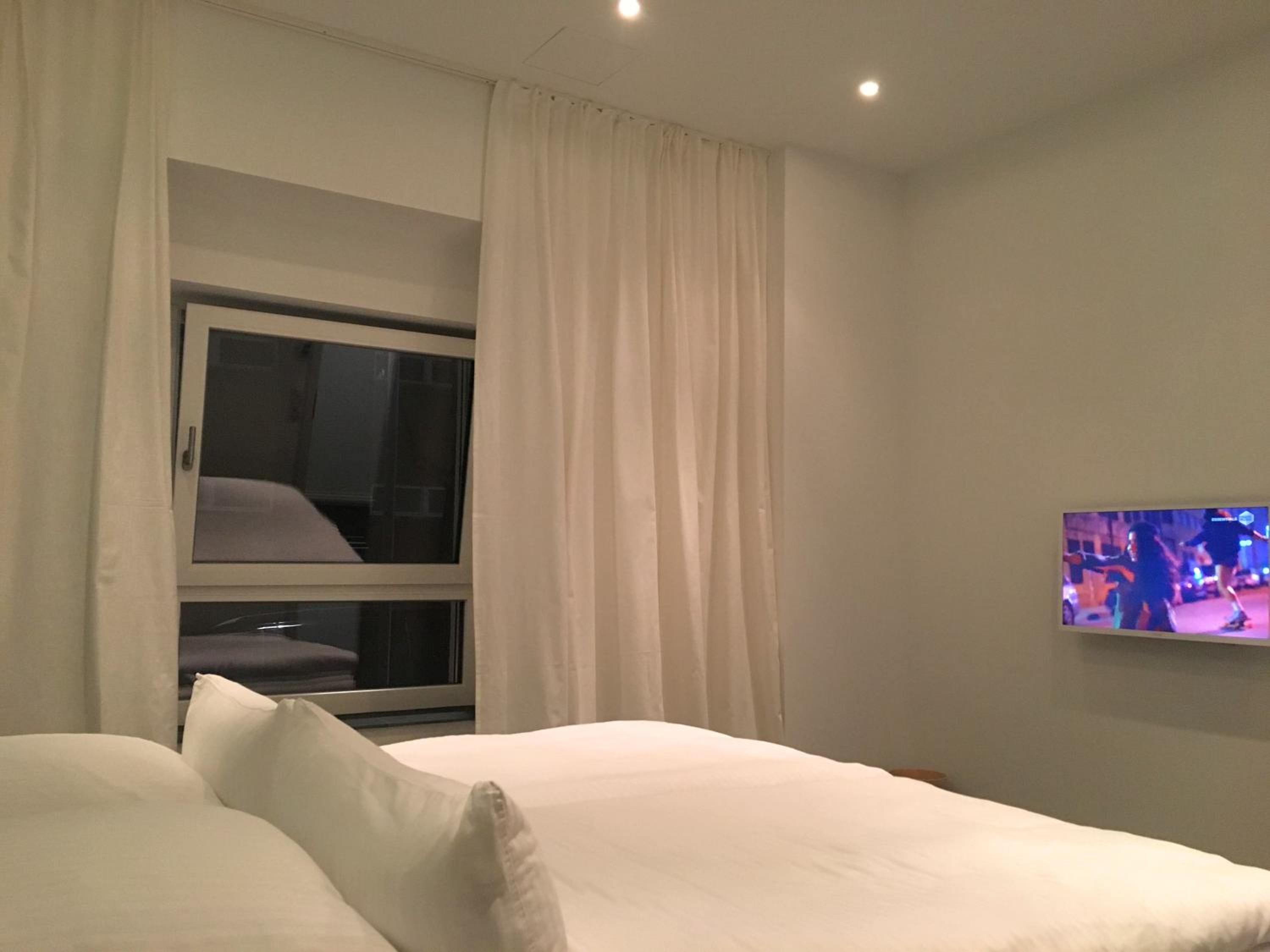 The Apartment Central
