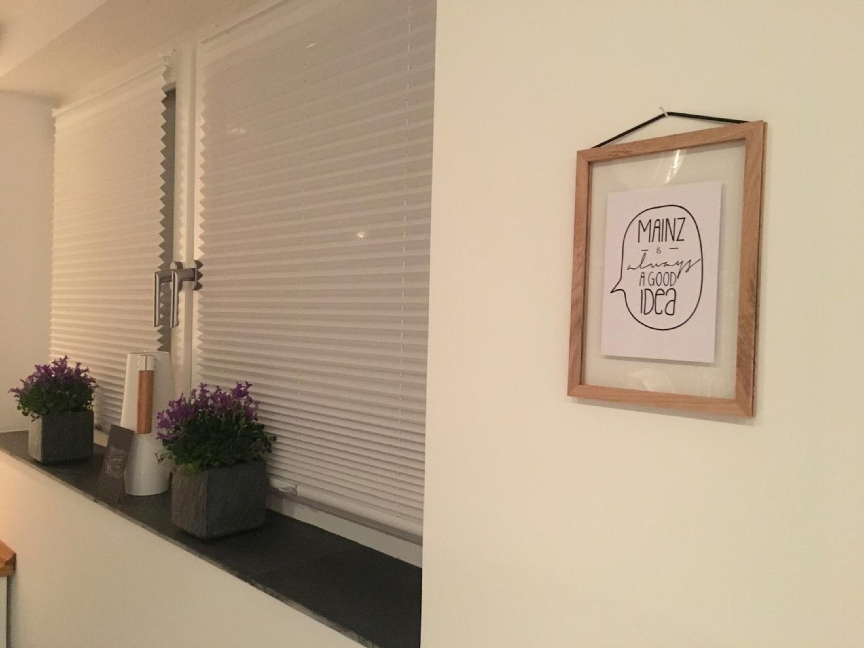 The Apartment Central
