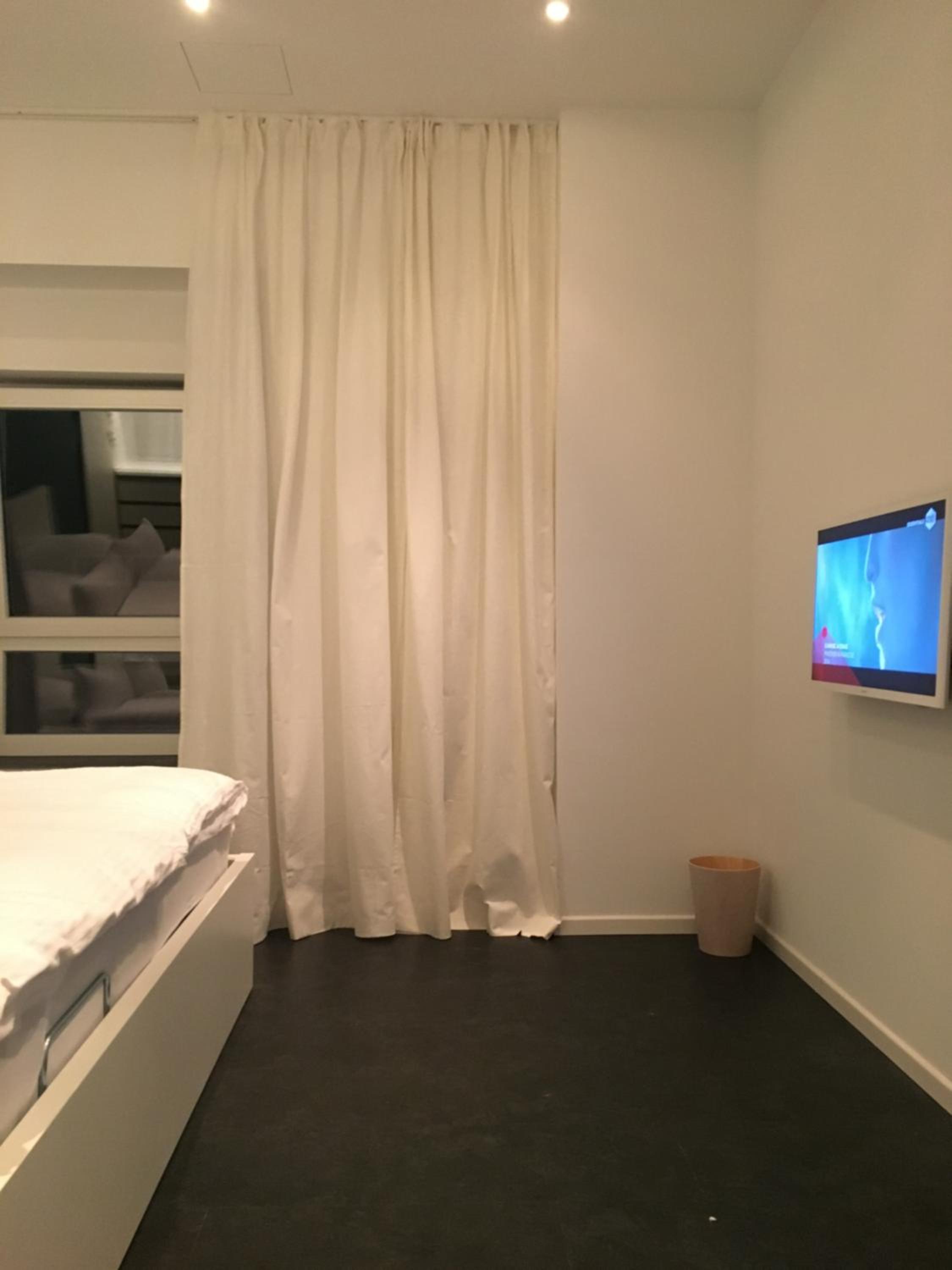 The Apartment Central
