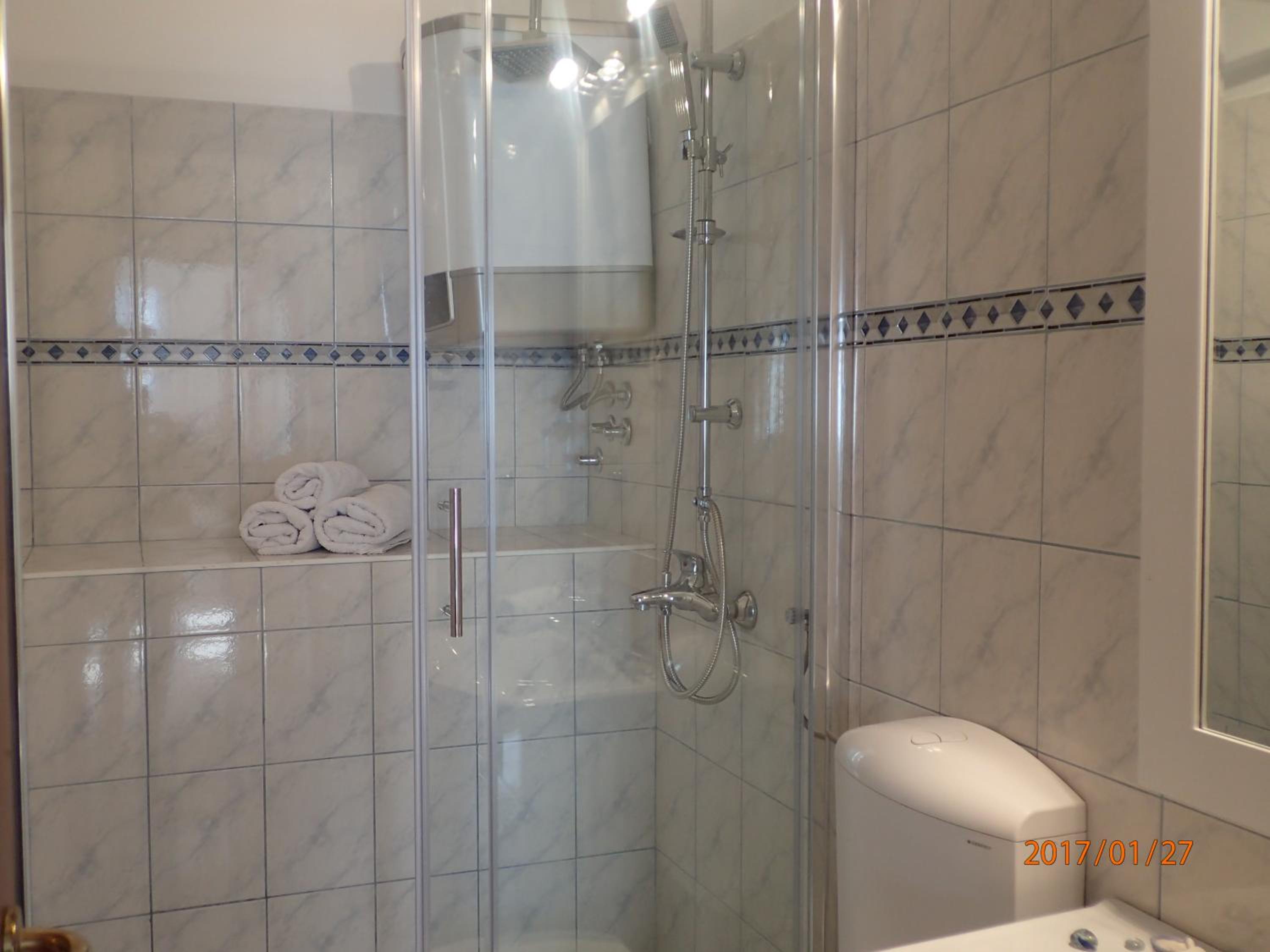Photo 46