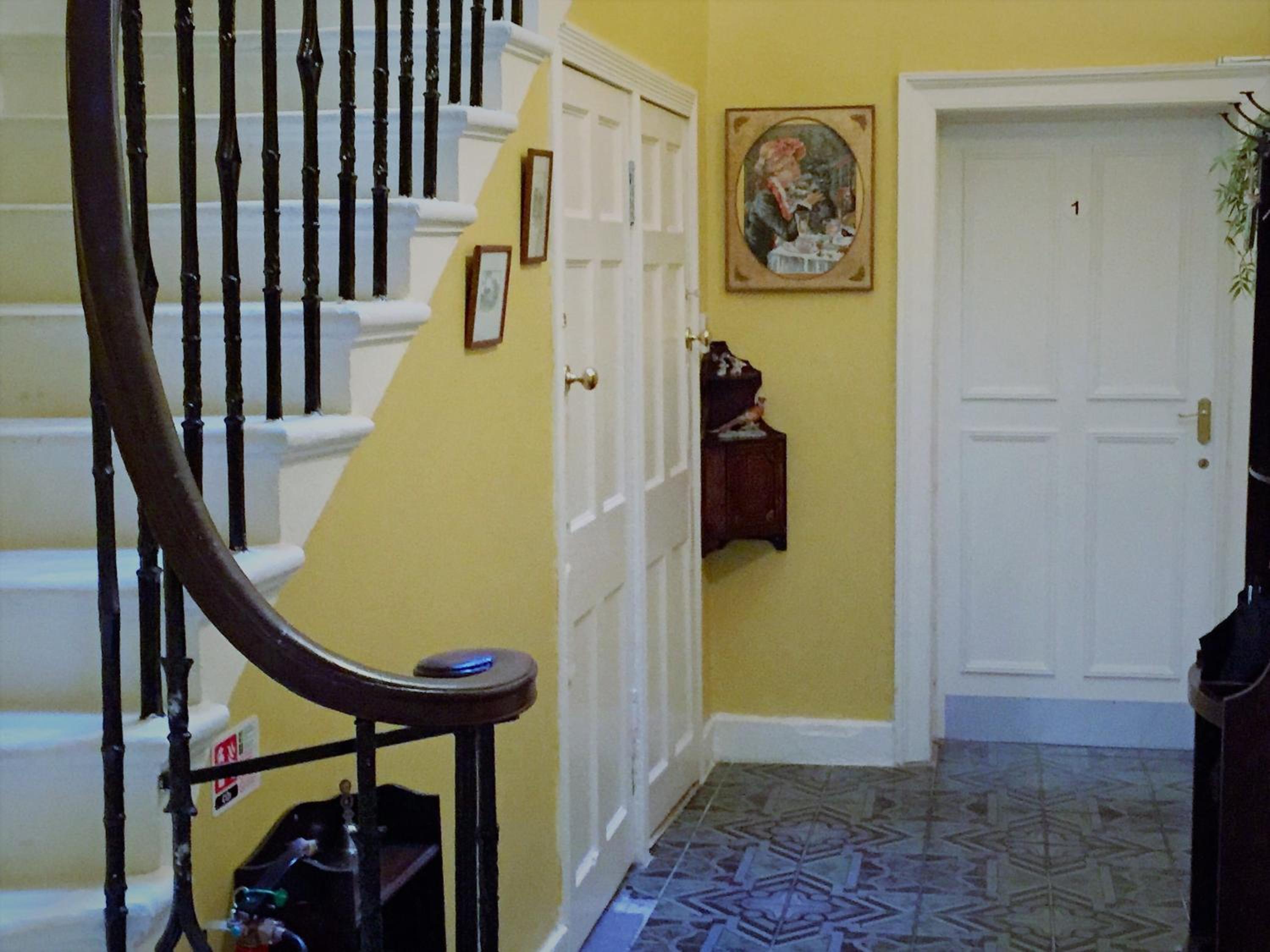 16 Pilrig Guest House