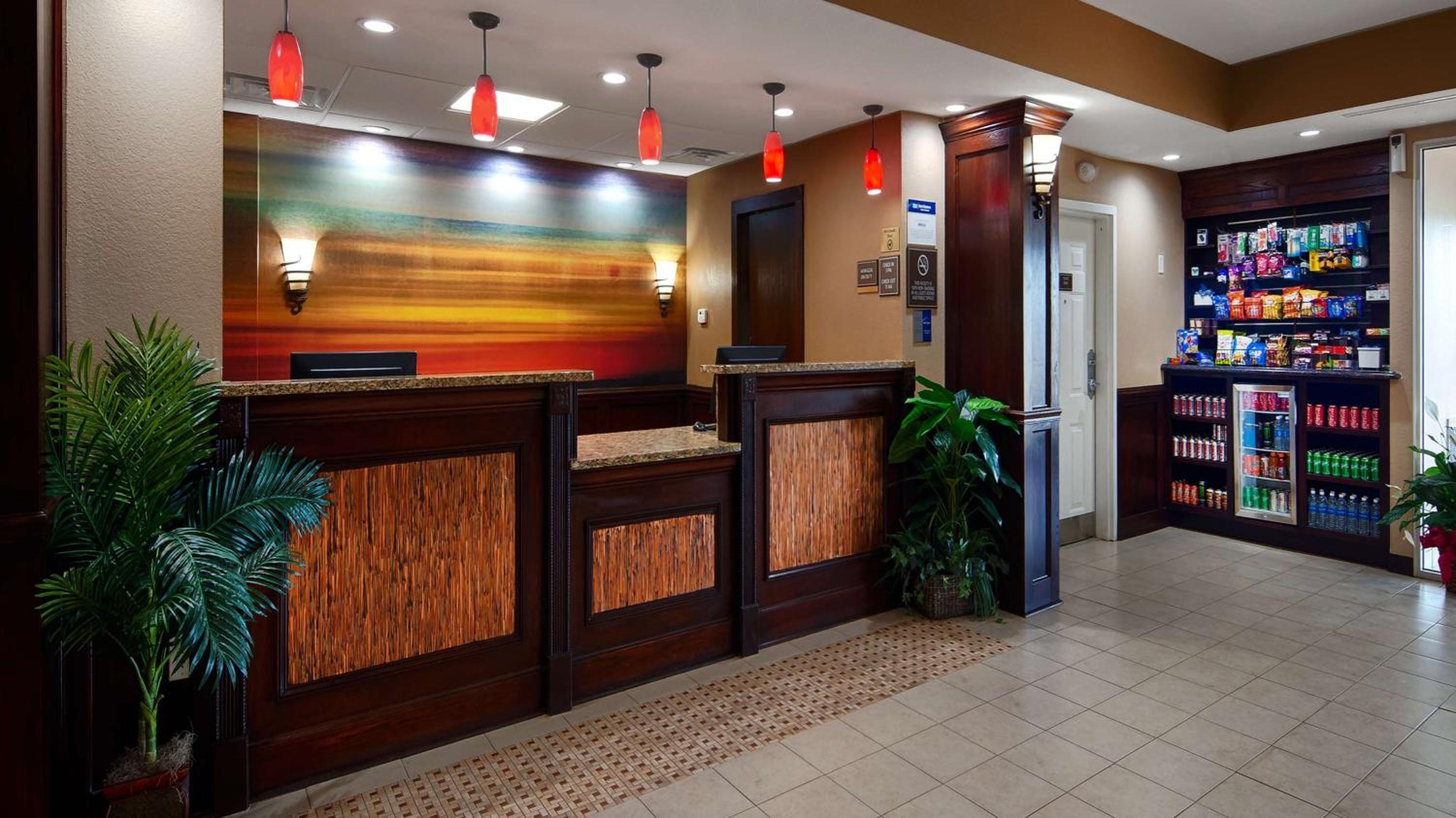 Crawfordsville Vacations - Best Western Plus Crawfordsville Hotel - Property Image 2
