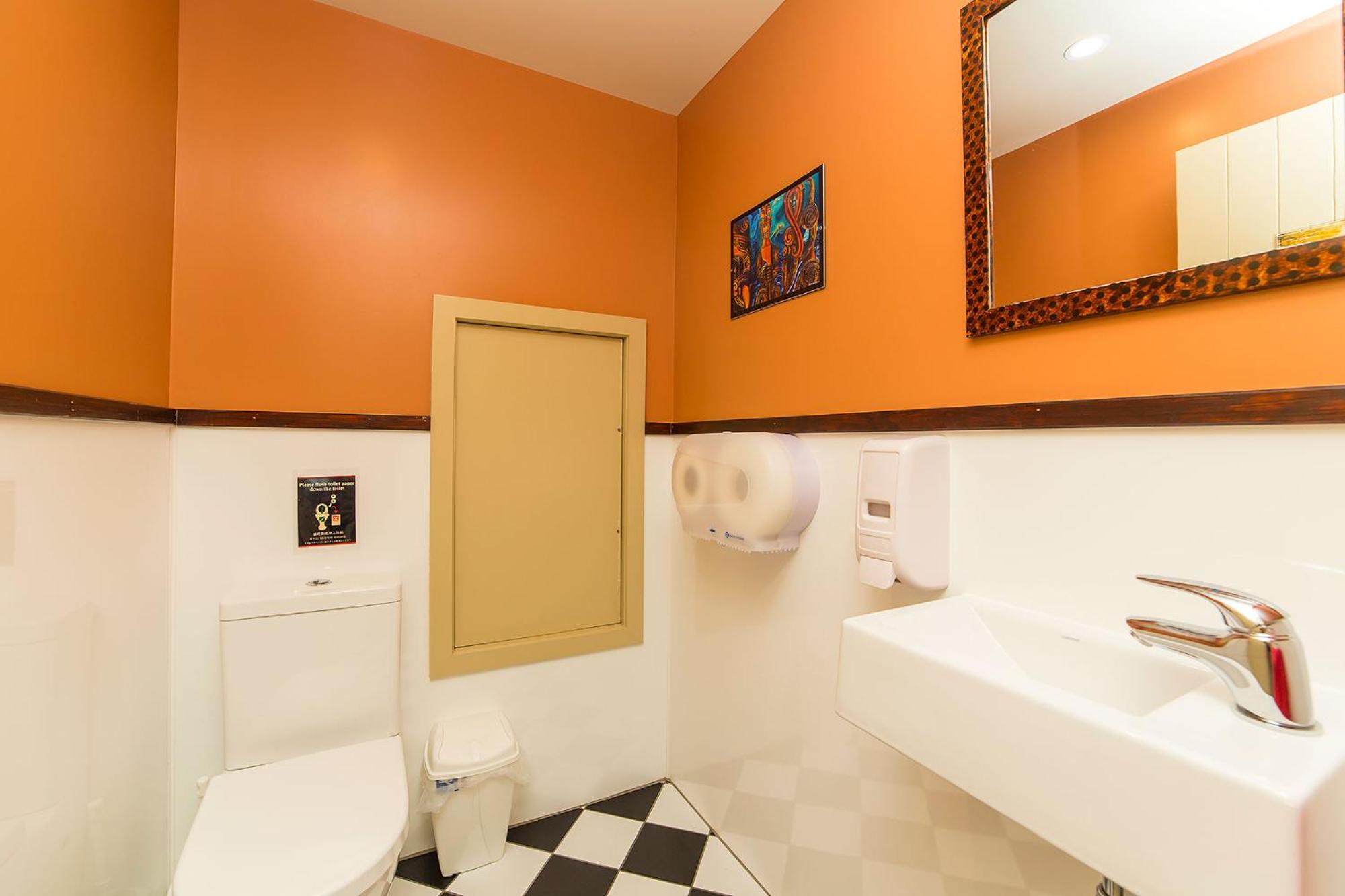 Tahuna Pod Hostel