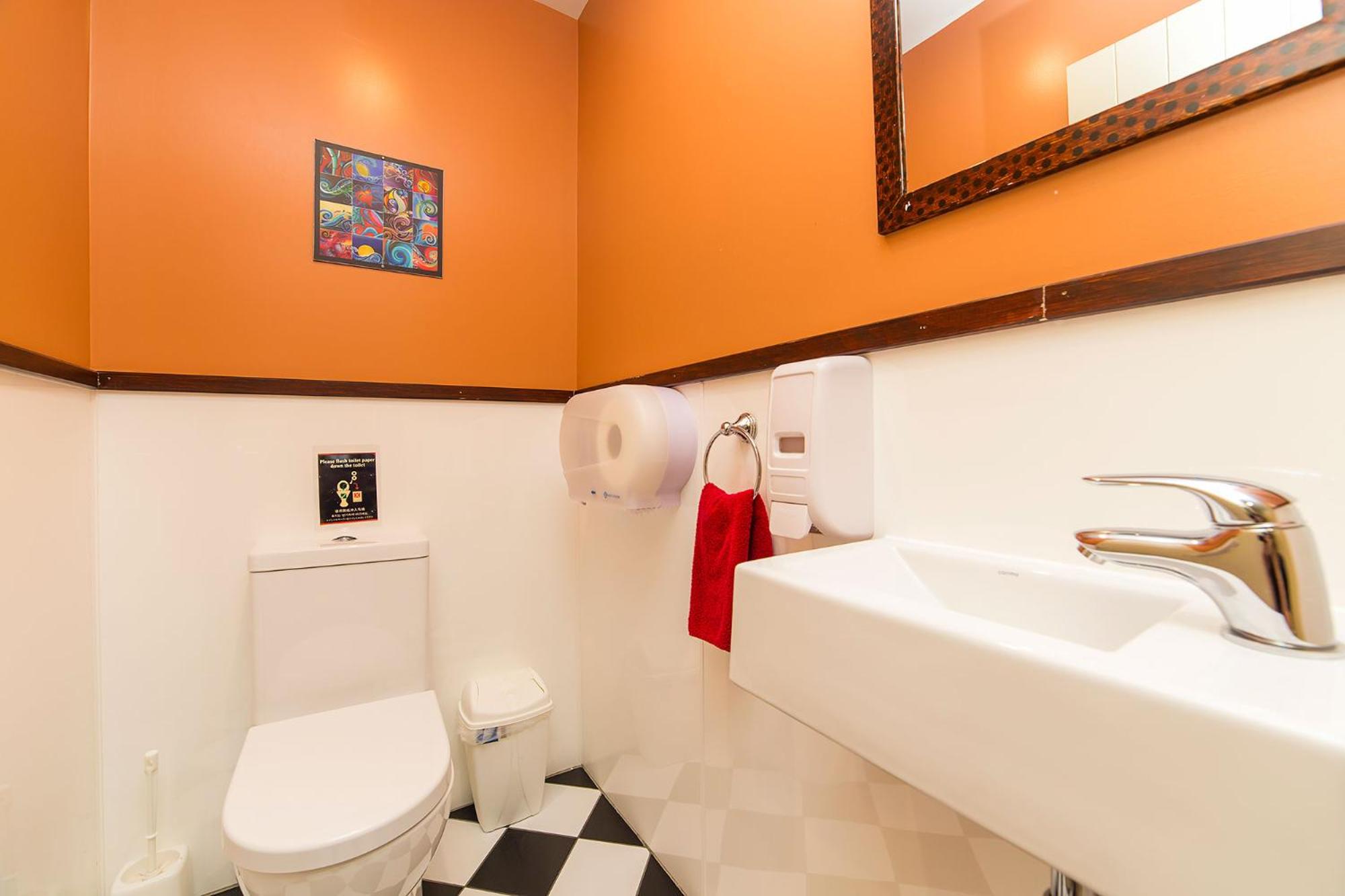 Tahuna Pod Hostel
