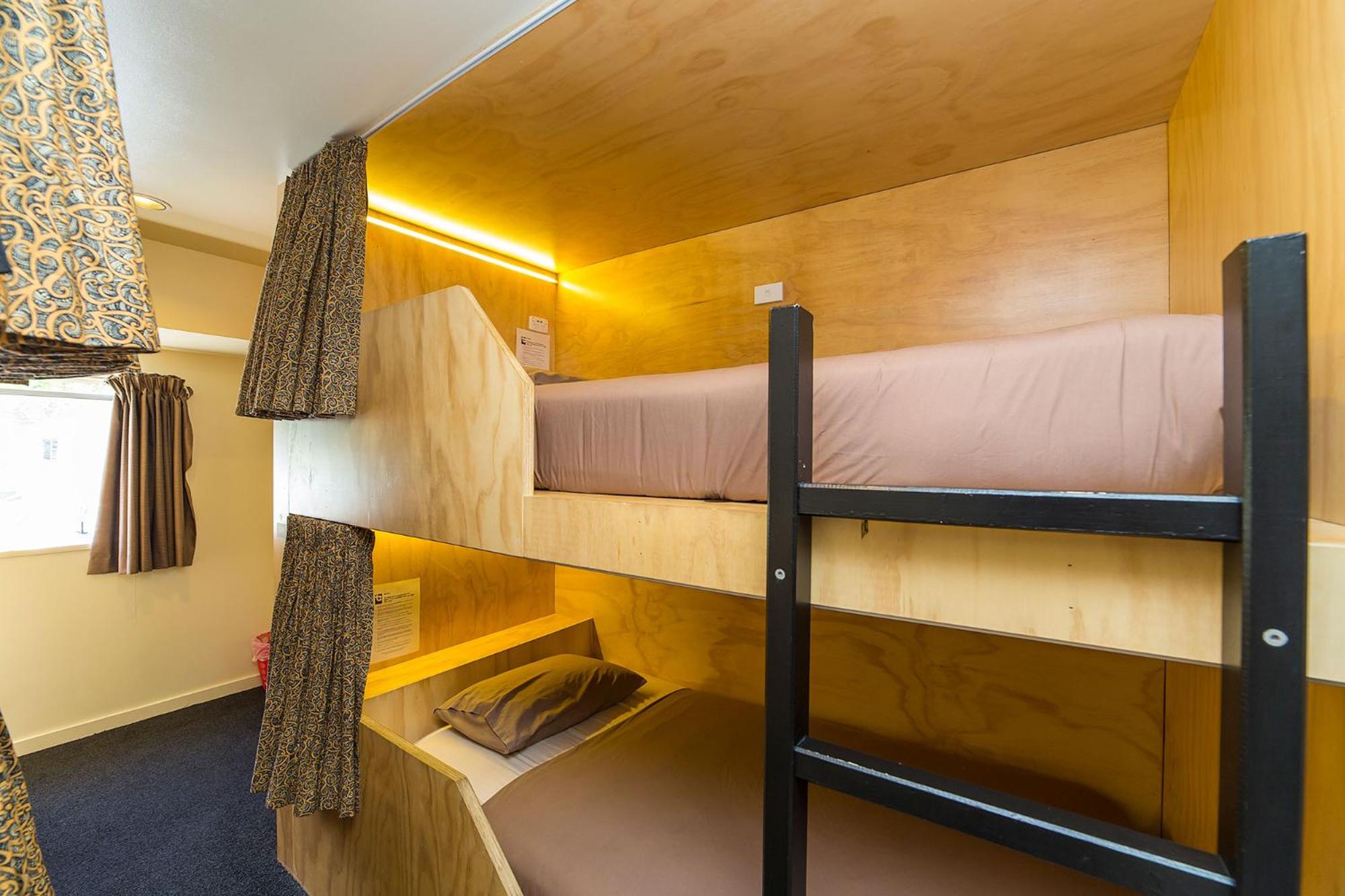 Tahuna Pod Hostel