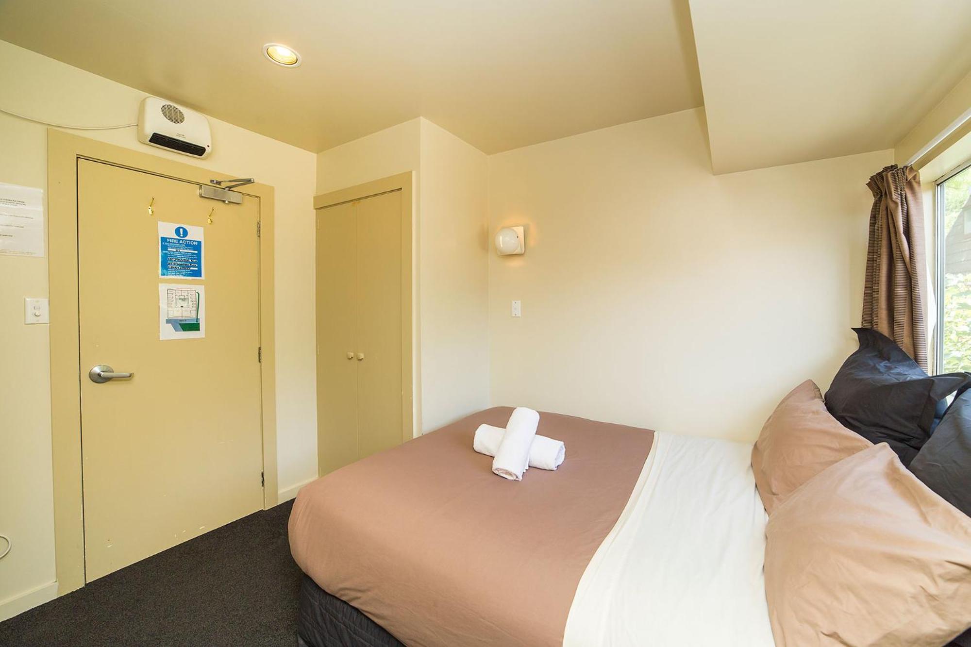Tahuna Pod Hostel