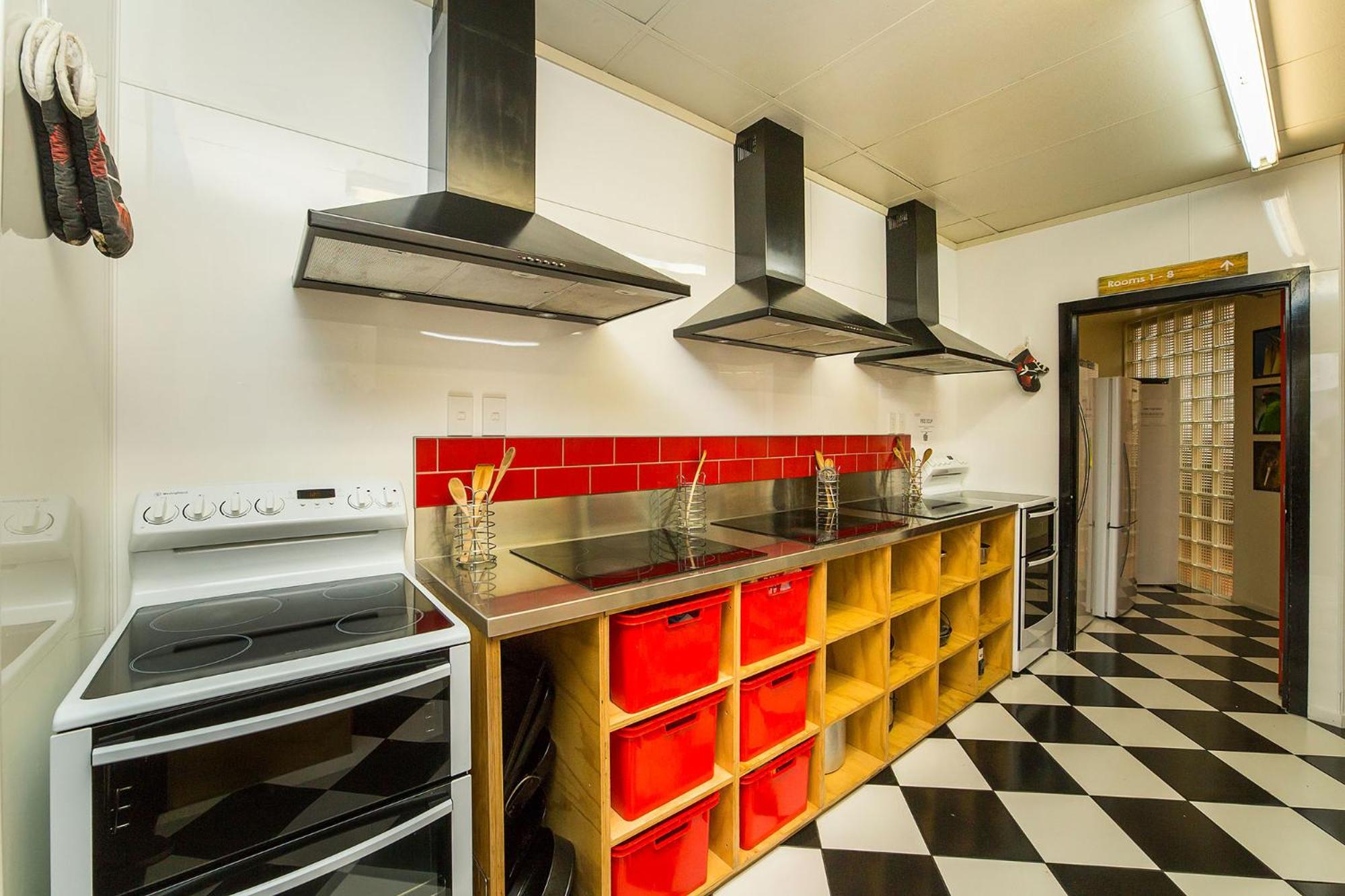 Tahuna Pod Hostel