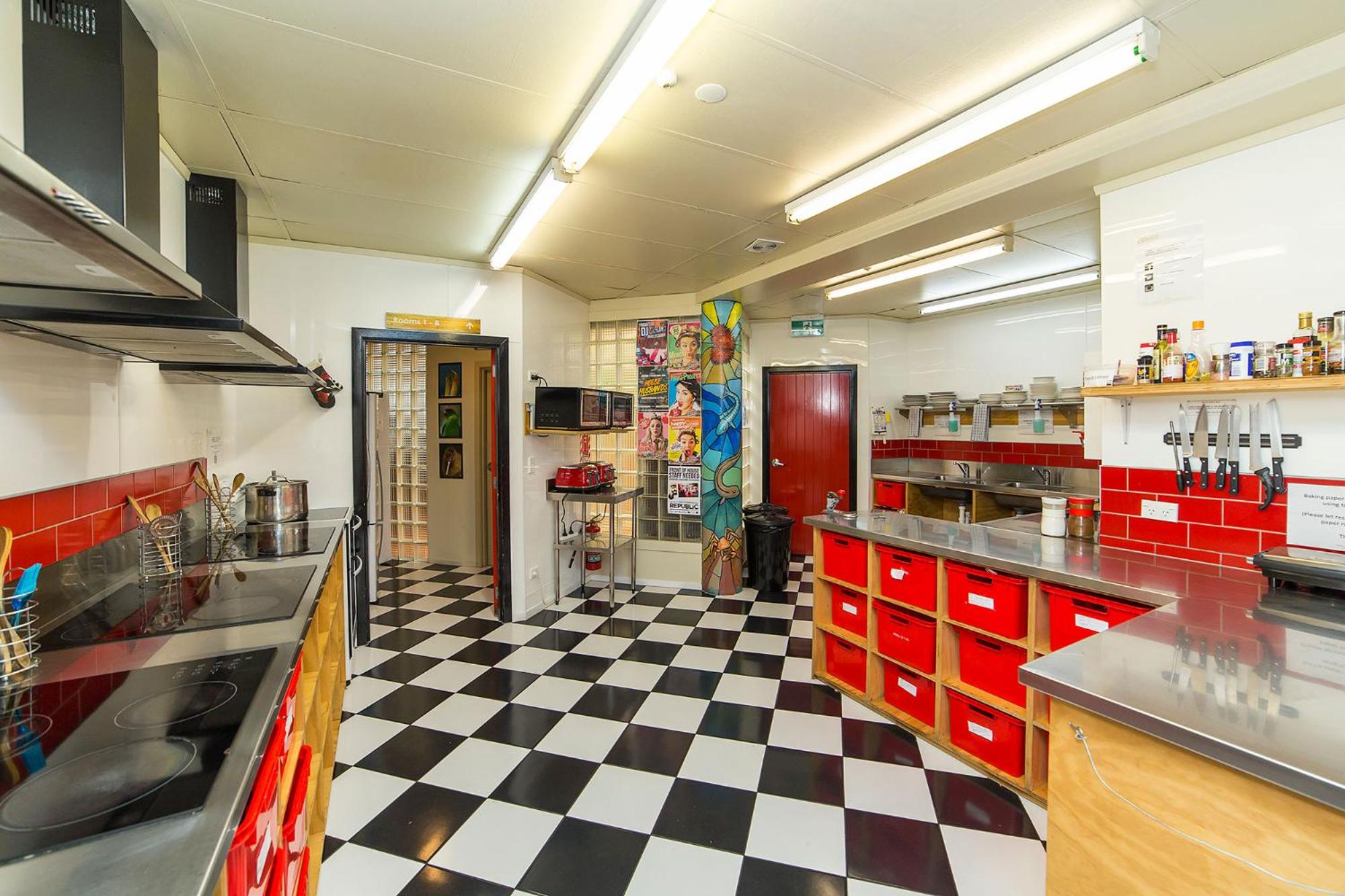 Tahuna Pod Hostel