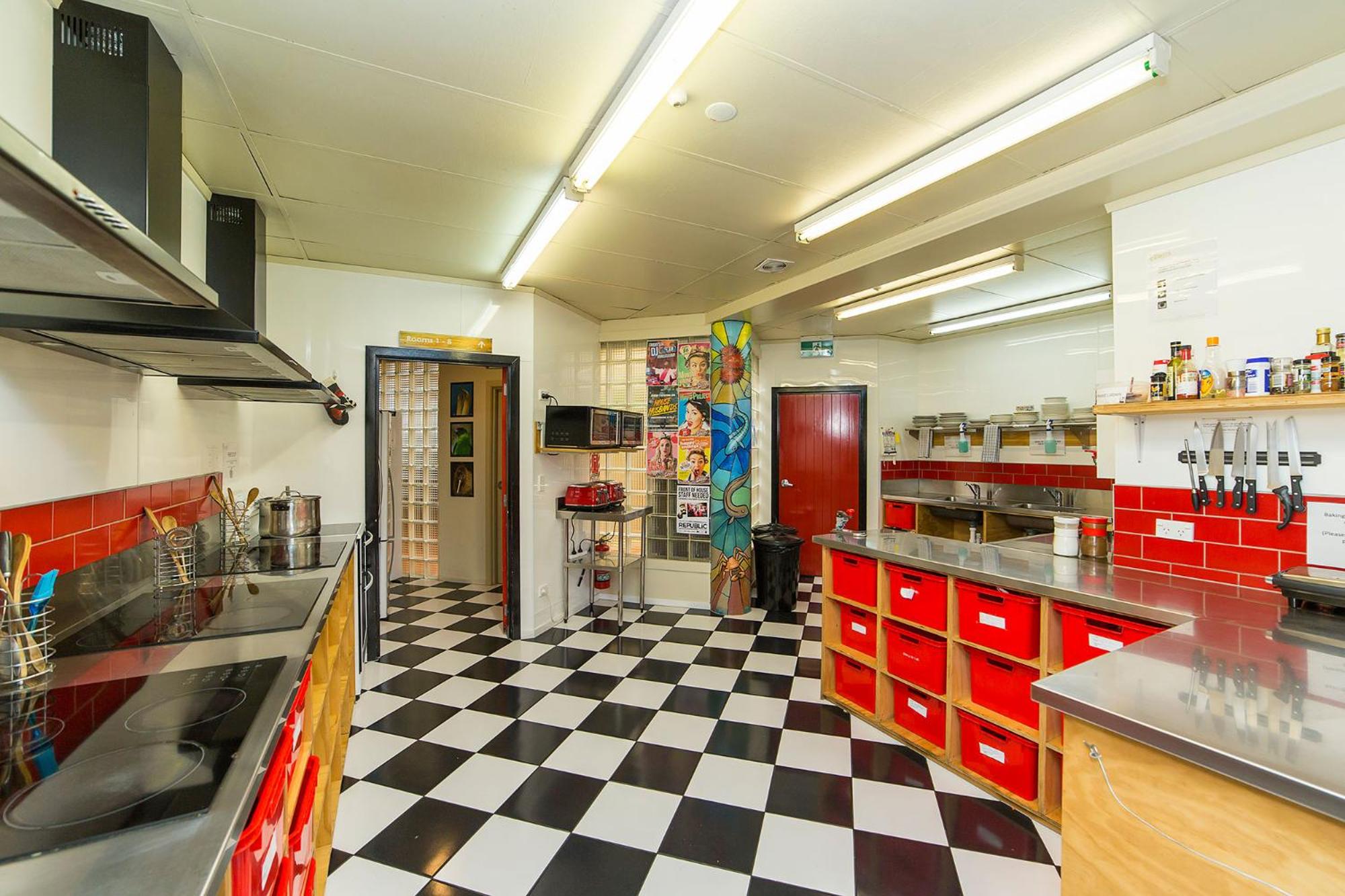 Tahuna Pod Hostel