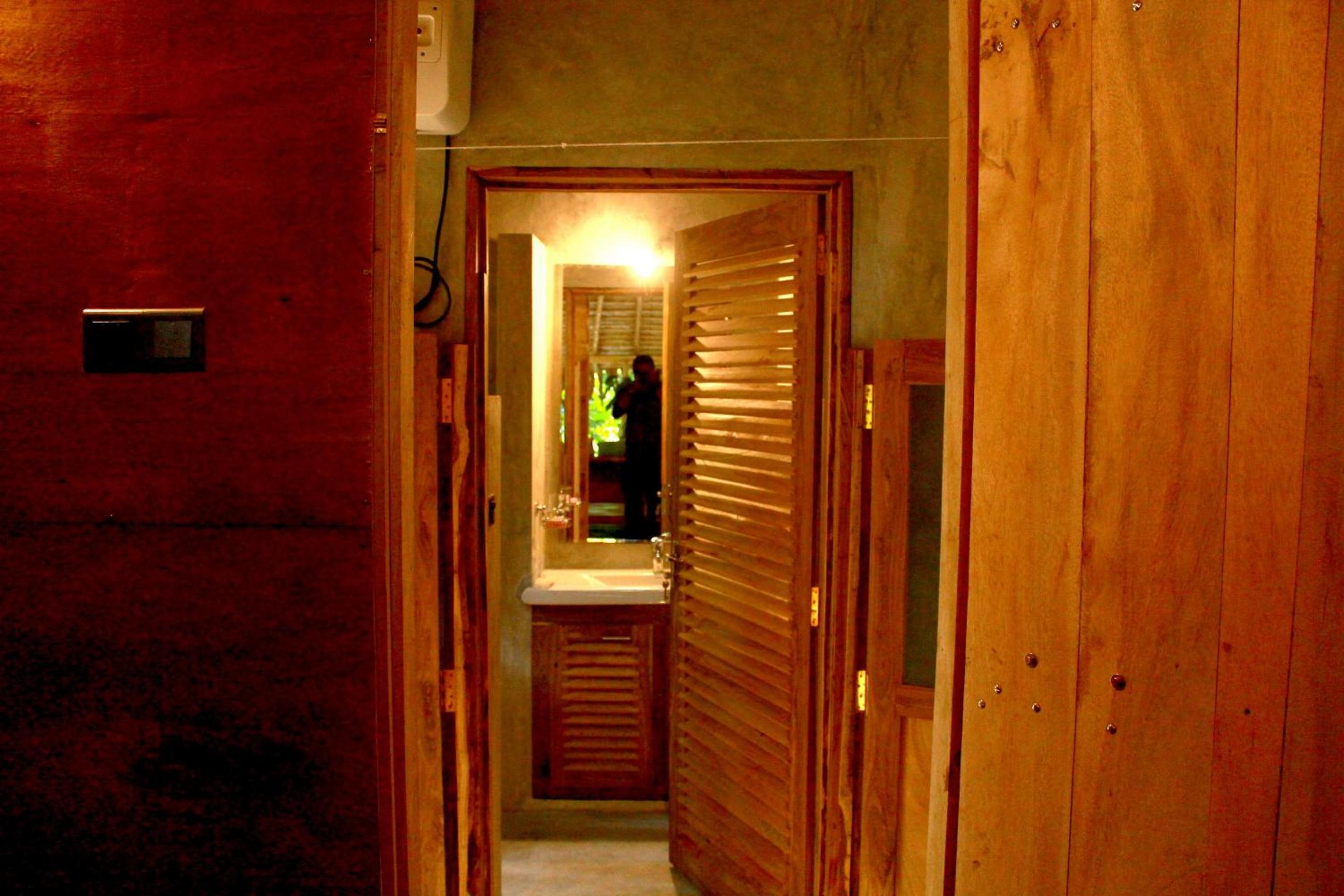 Photo 48