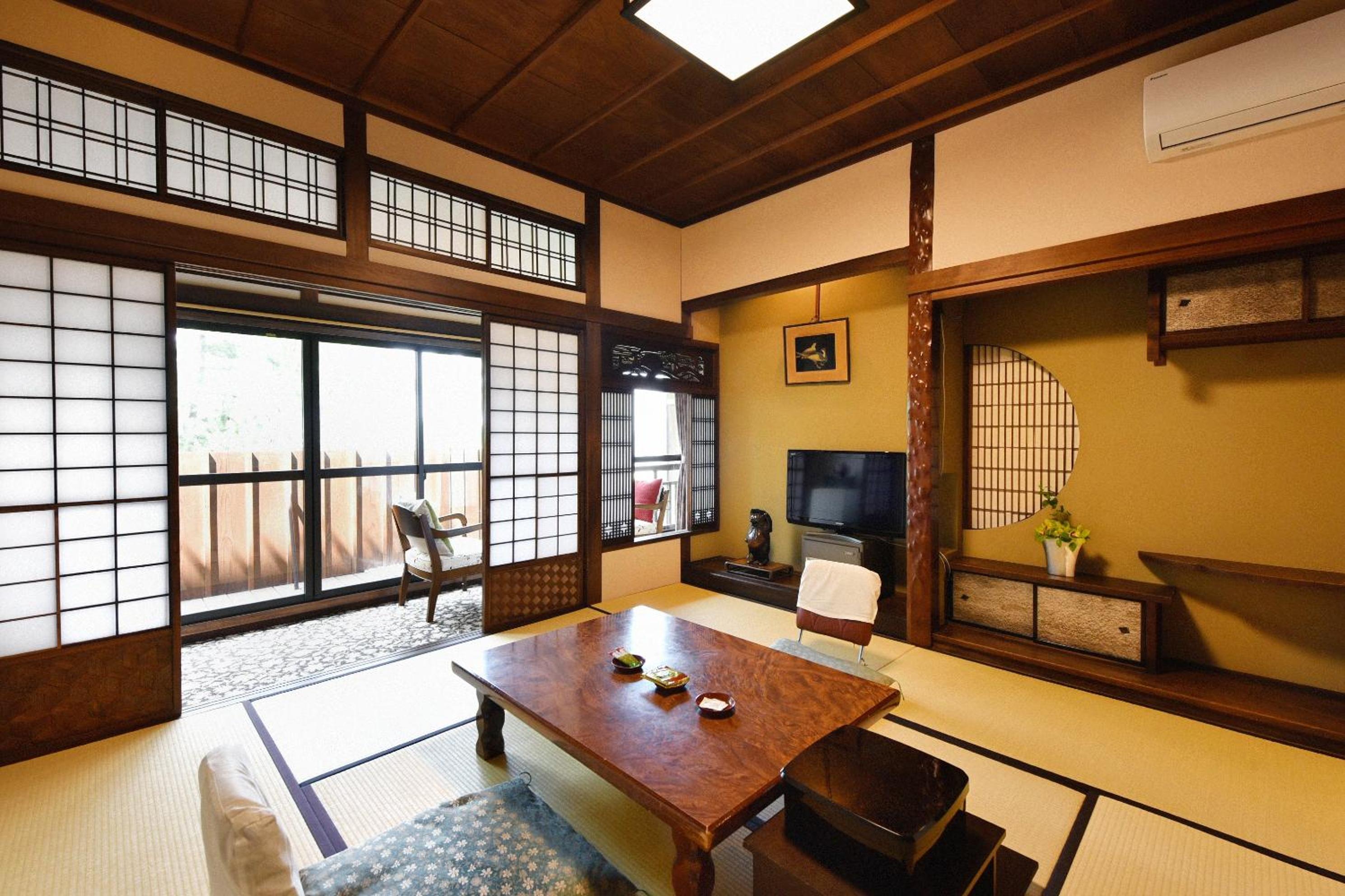 Hamachiyokan