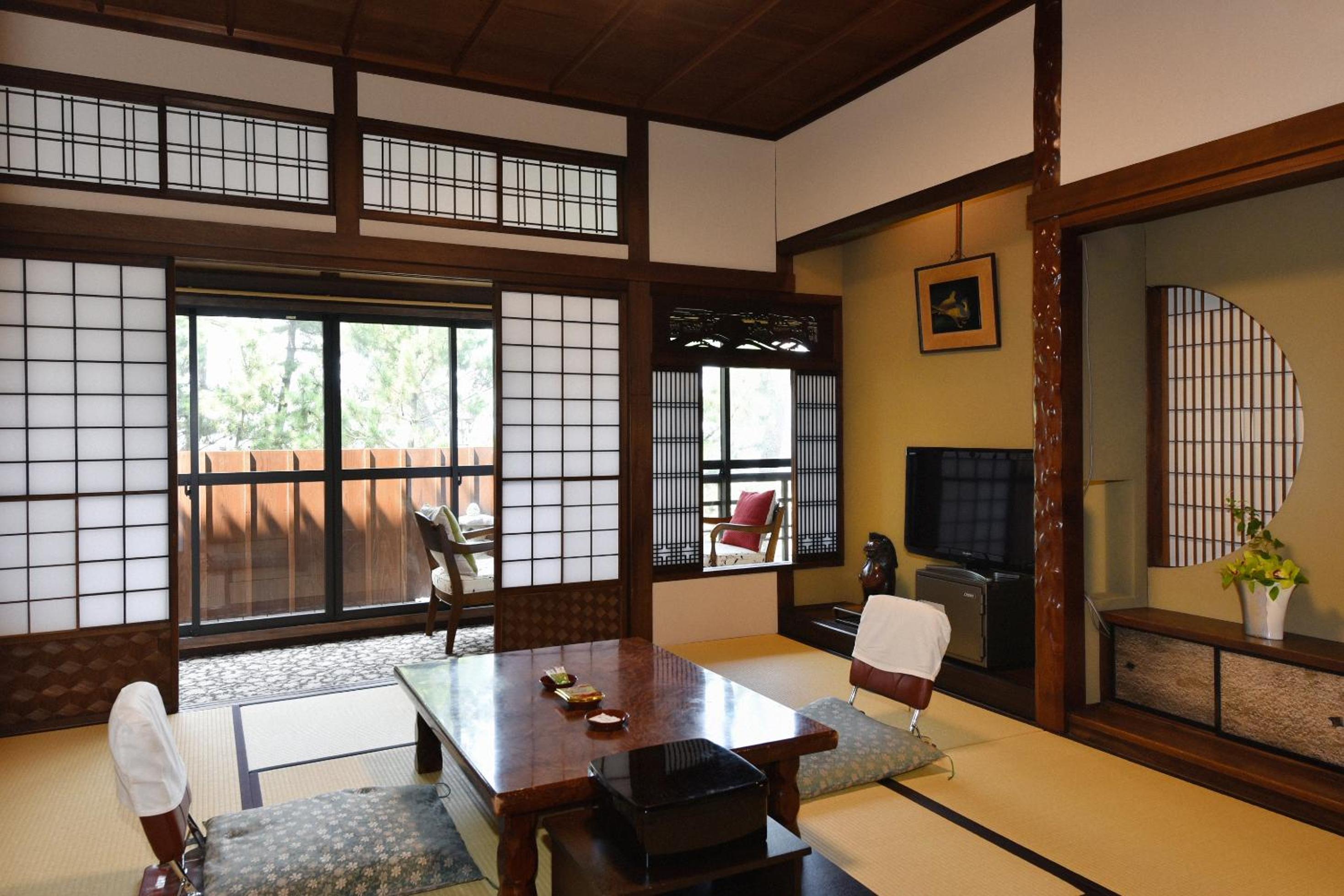 Hamachiyokan