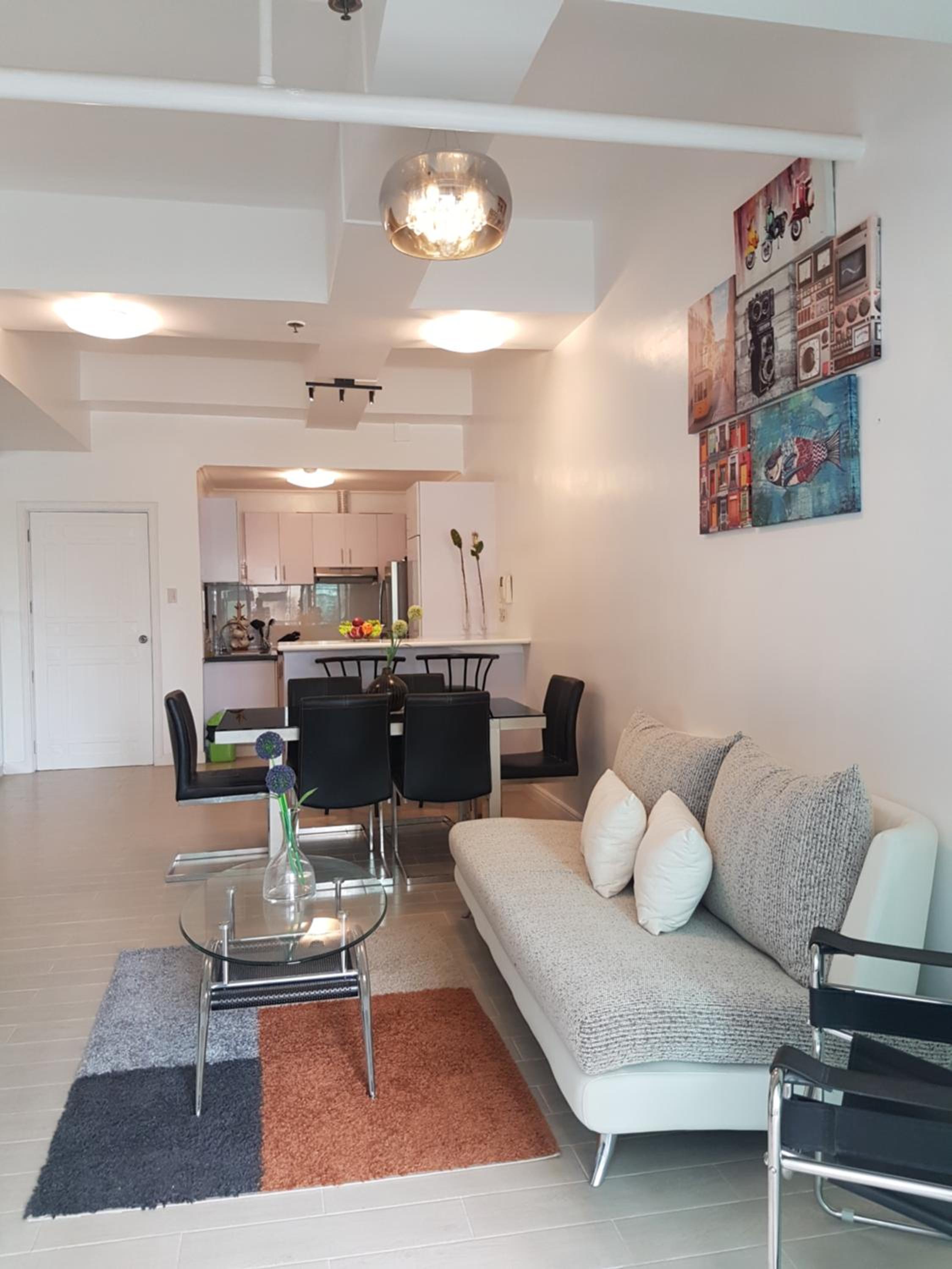 Luxury spacious 2BR in Salcedo Village