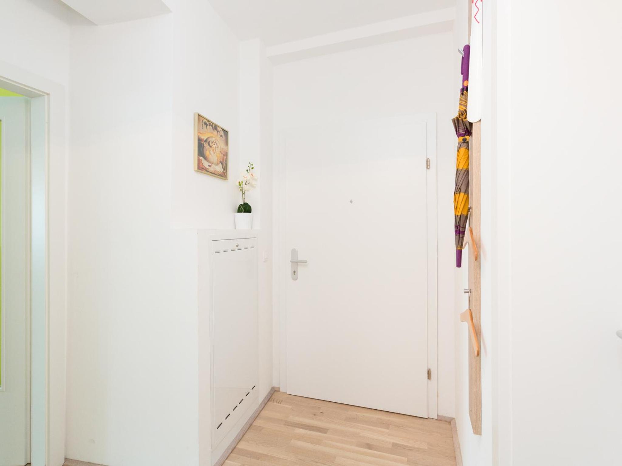 Christian Apartments Oper - contactless check in