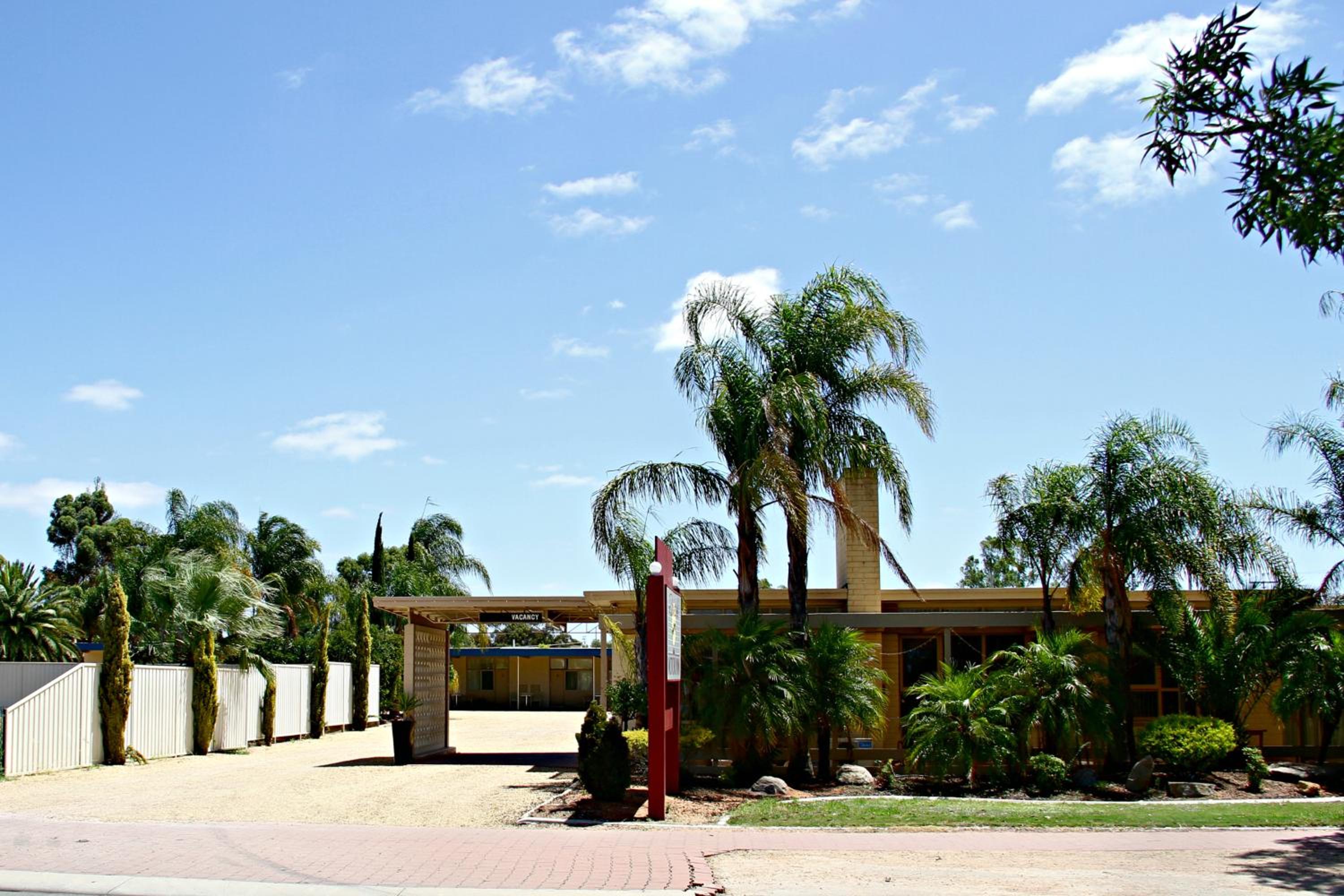 Renmark Motor Inn