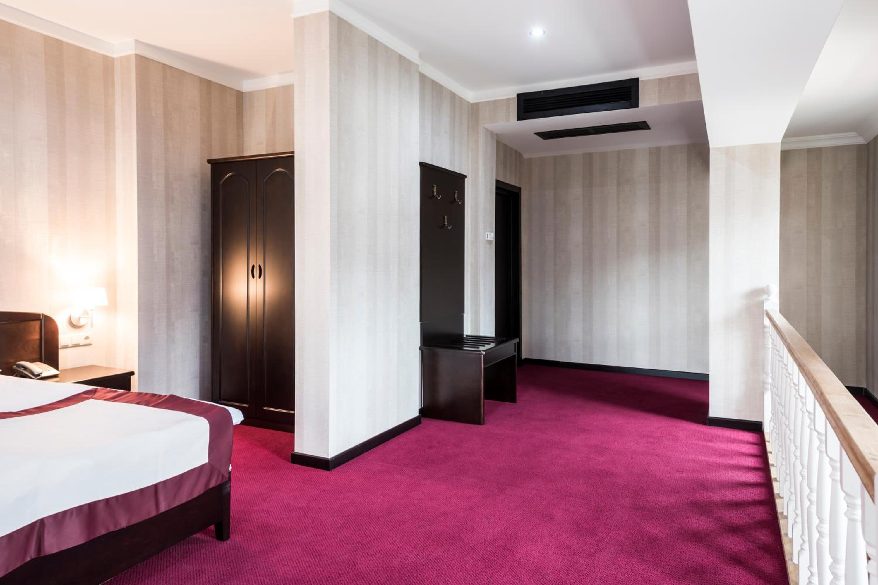 Kopala Tskneti Hotel
