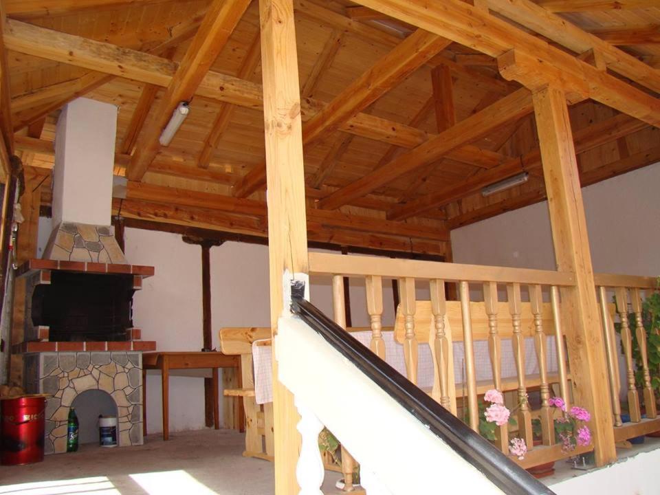 Yana Guest House